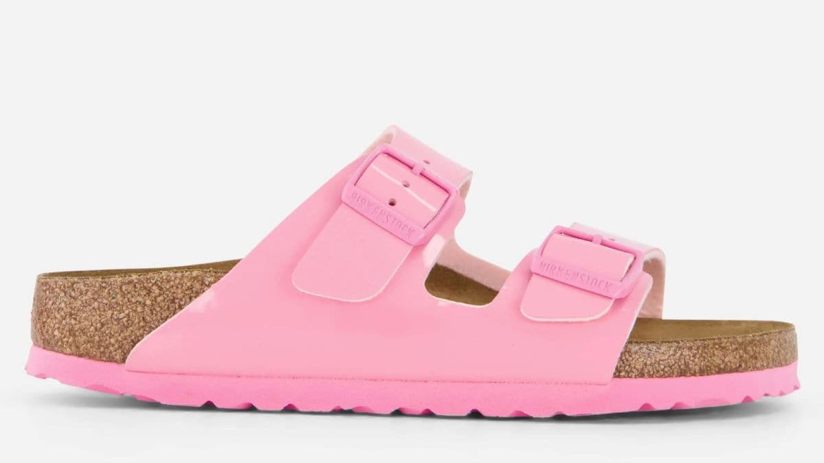 In de VS was het roze model Arizona razendsnel uitverkocht, weet zakenkrant Handelsblatt. Daarmee lijkt de schoen nu ook de twijfelaars over de streep te trekken. Foto: Birkenstock