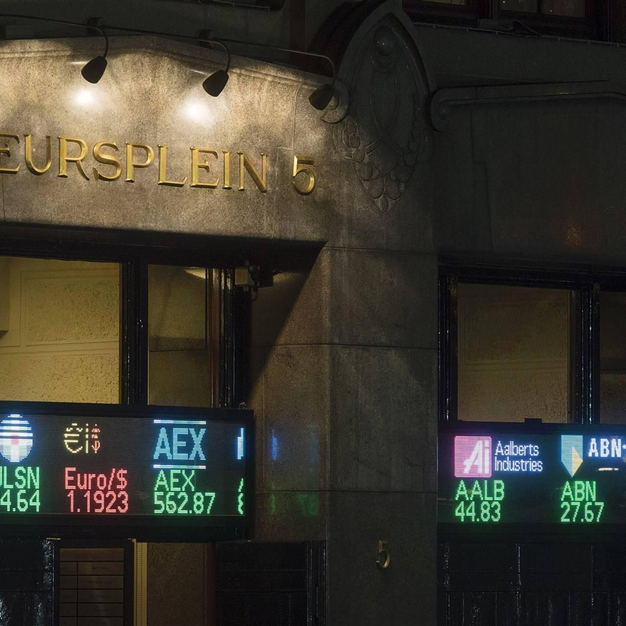 imcd dringt koersverlies terug aex op kleine winst