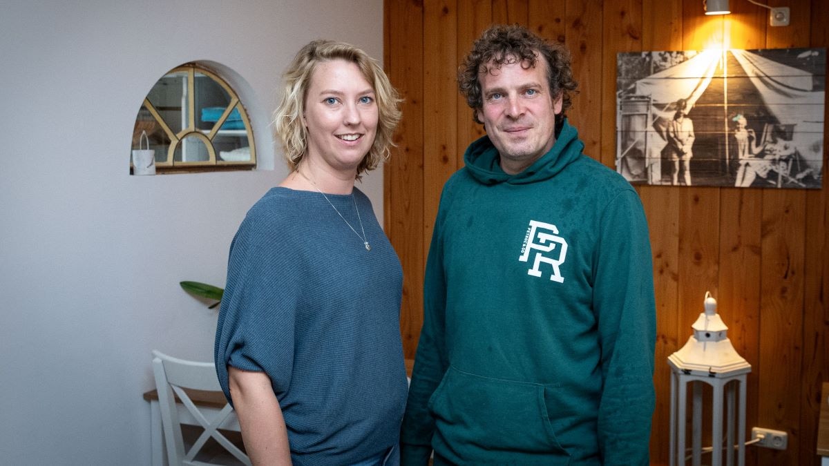 Daphne en Pieter Wallenburg zijn de derde generatie Wallenburgs op het vakantiepark Hessenheem bij Markelo. Foto: Bert Kamp