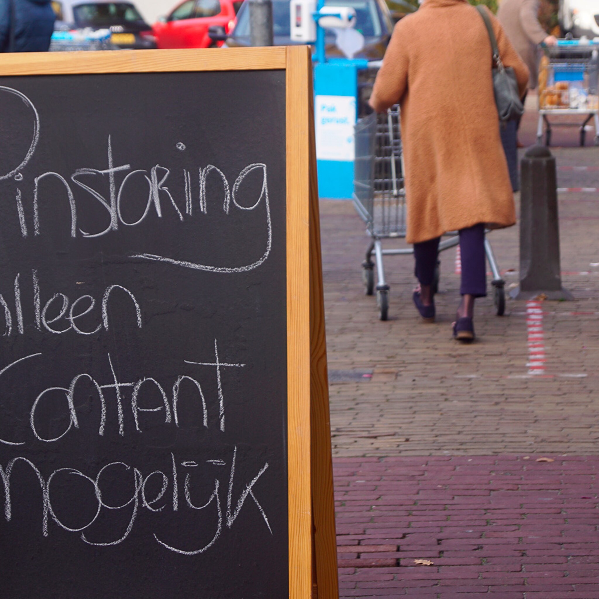landelijke pinstoring voorbij bij veel winkels nog lange rijen