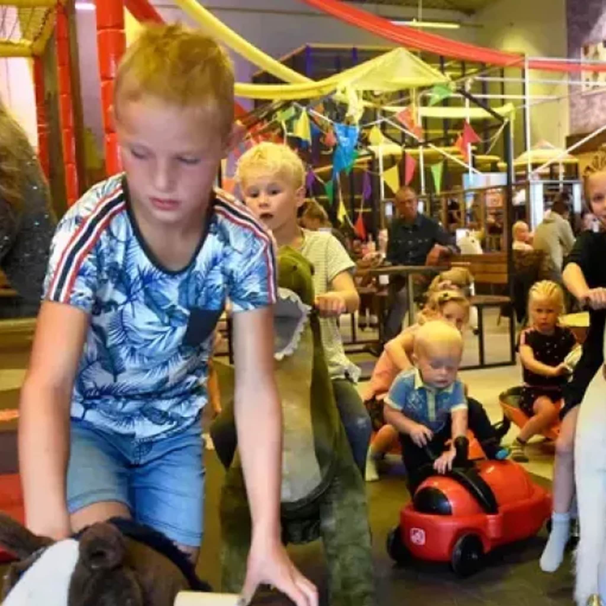 voor deze ondernemers is de regen juist een zegen drie keer zo druk als normaal