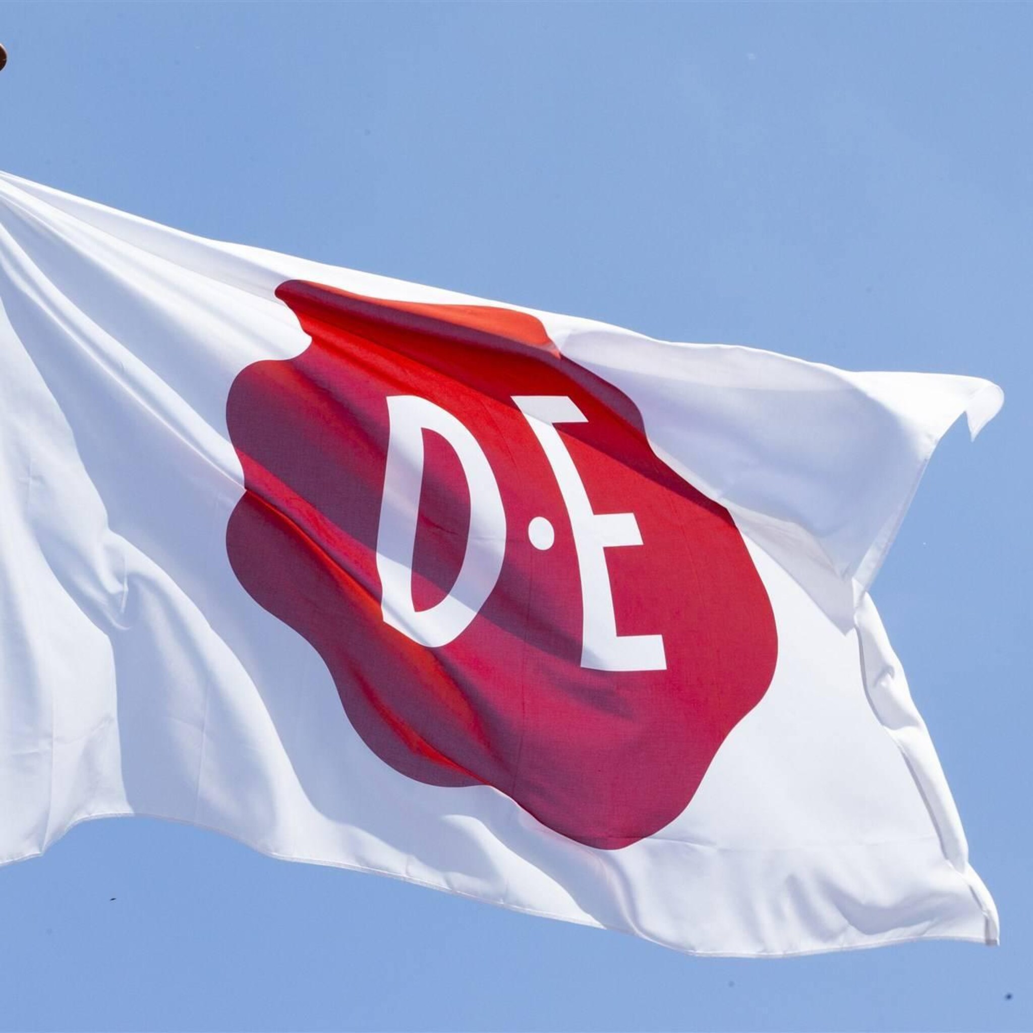 moederbedrijf douwe egberts voorzichtiger over winstgevendheid