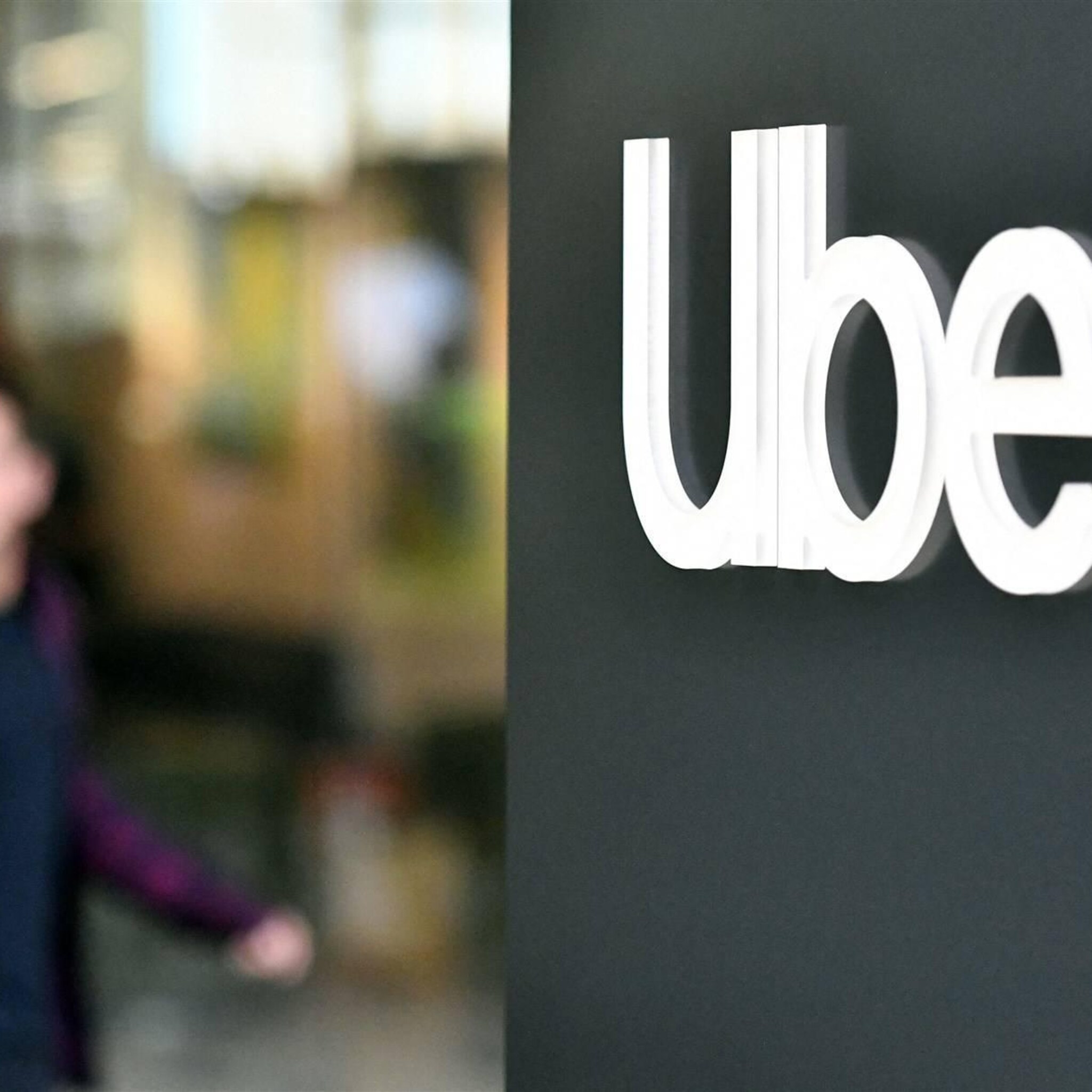 uber profiteert van recordaantal taxiritten en maakt winst