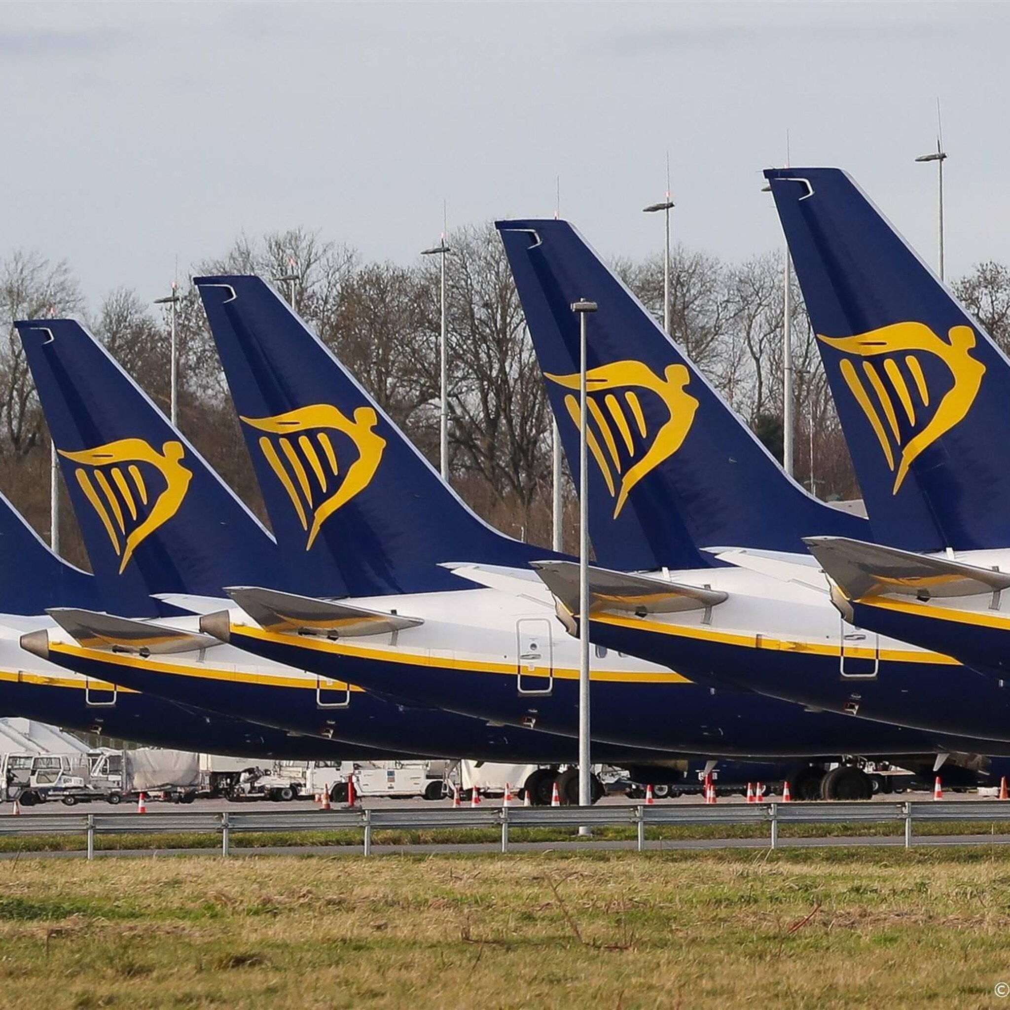 ryanair schrapt dit weekend bijna honderd vluchten van charleroi