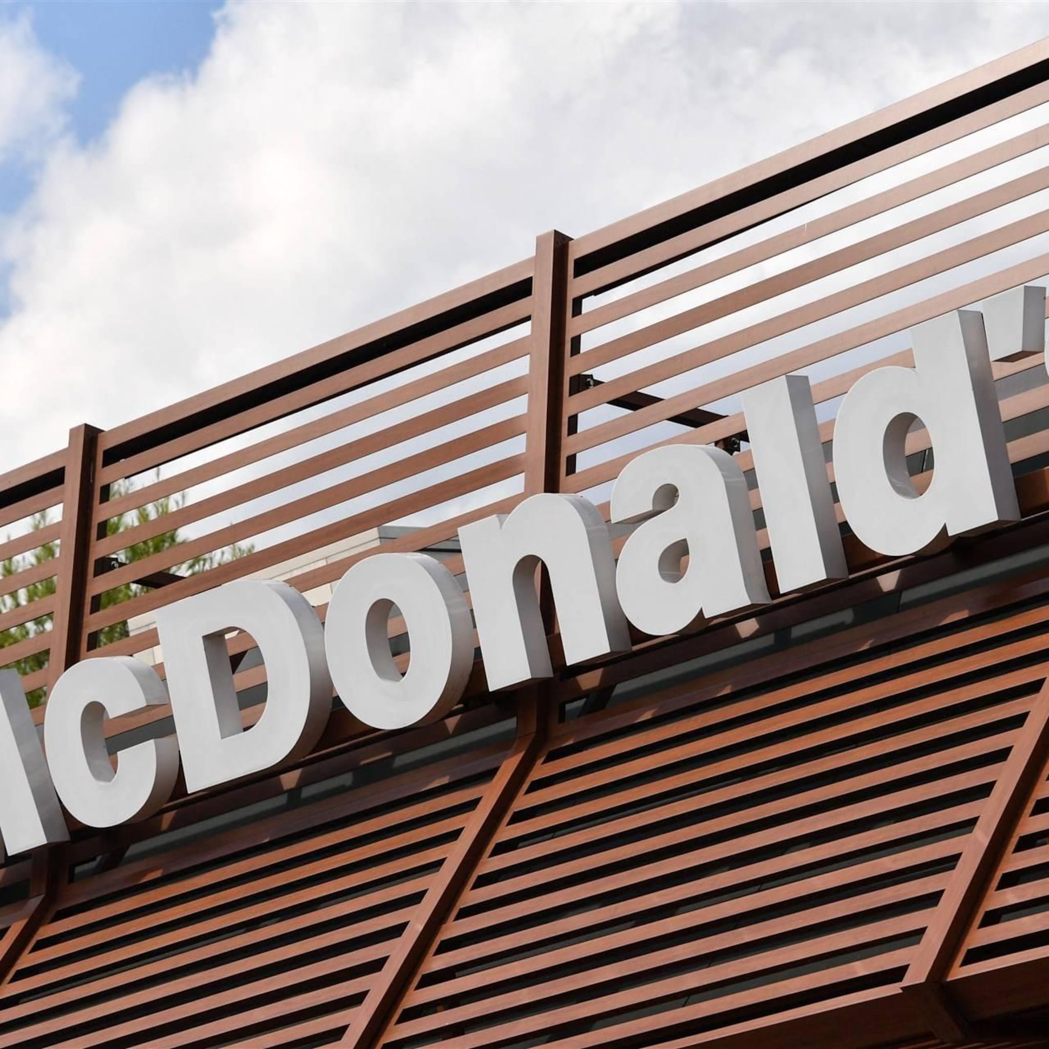flinke winst mcdonald s klanten blijven komen ondanks inflatie