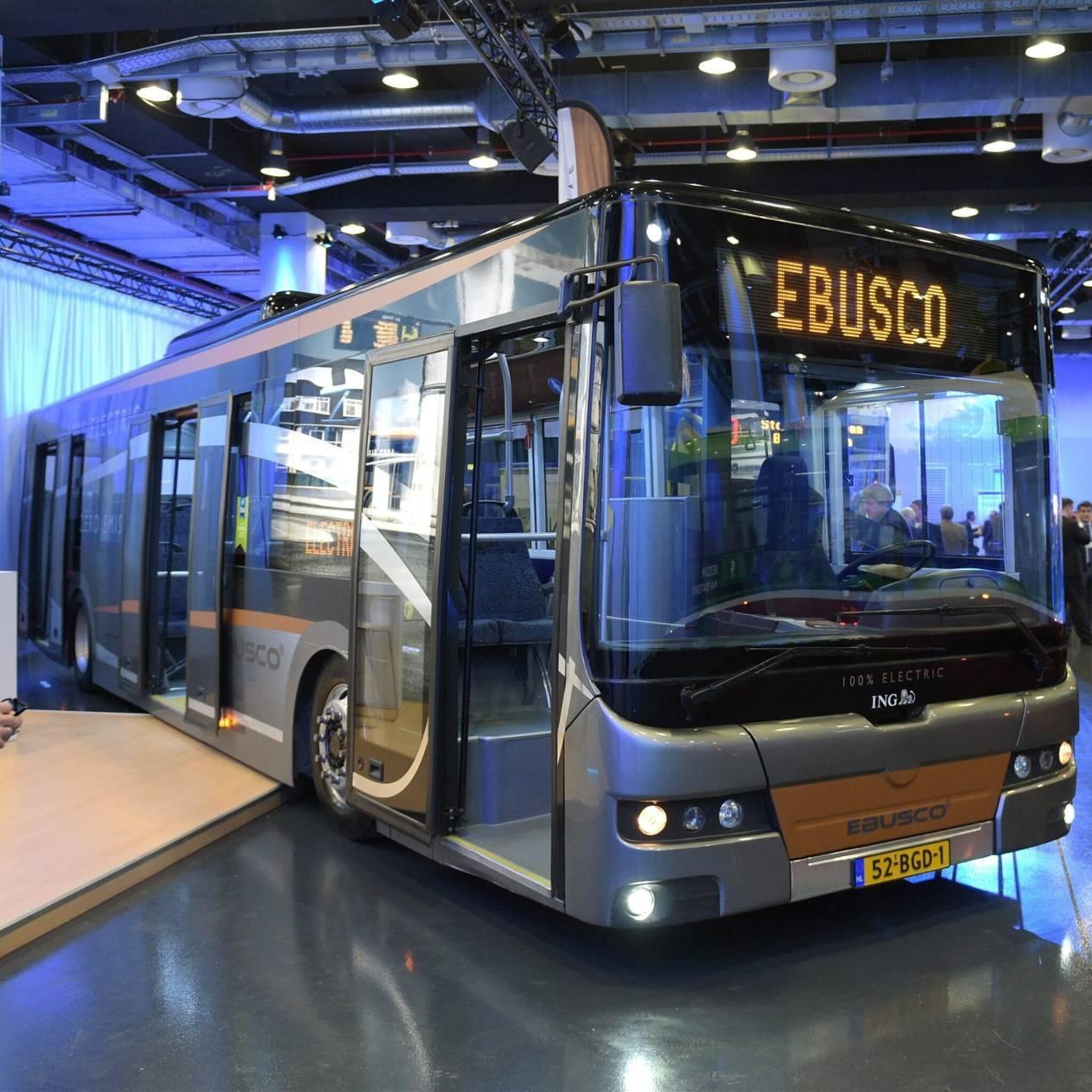 ebusco stelt verwachtingen bij om materiaal en personeelskrapte