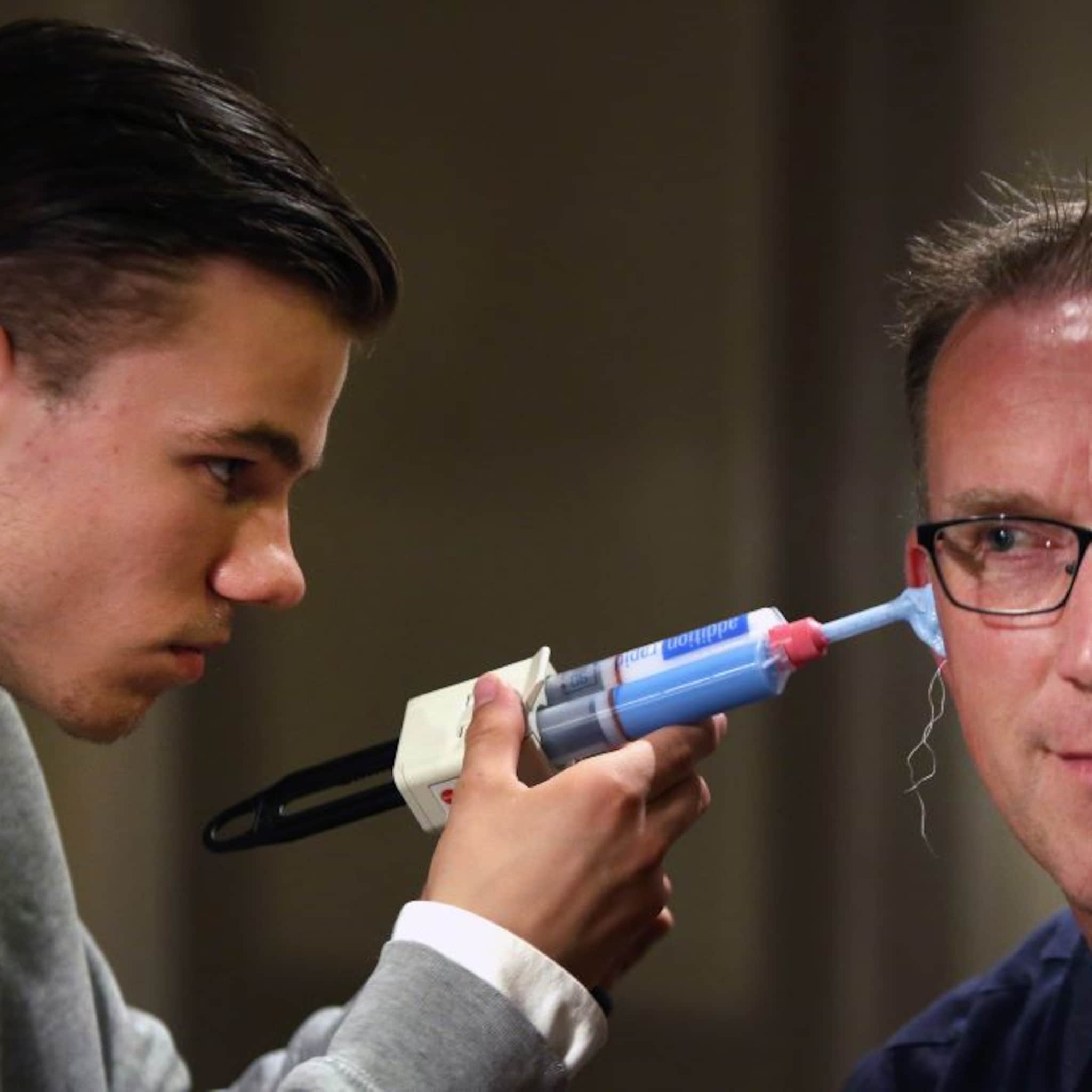 oordopjes van jonge ondernemer pim 19 helpen muzikanten in strijd tegen tinnitus