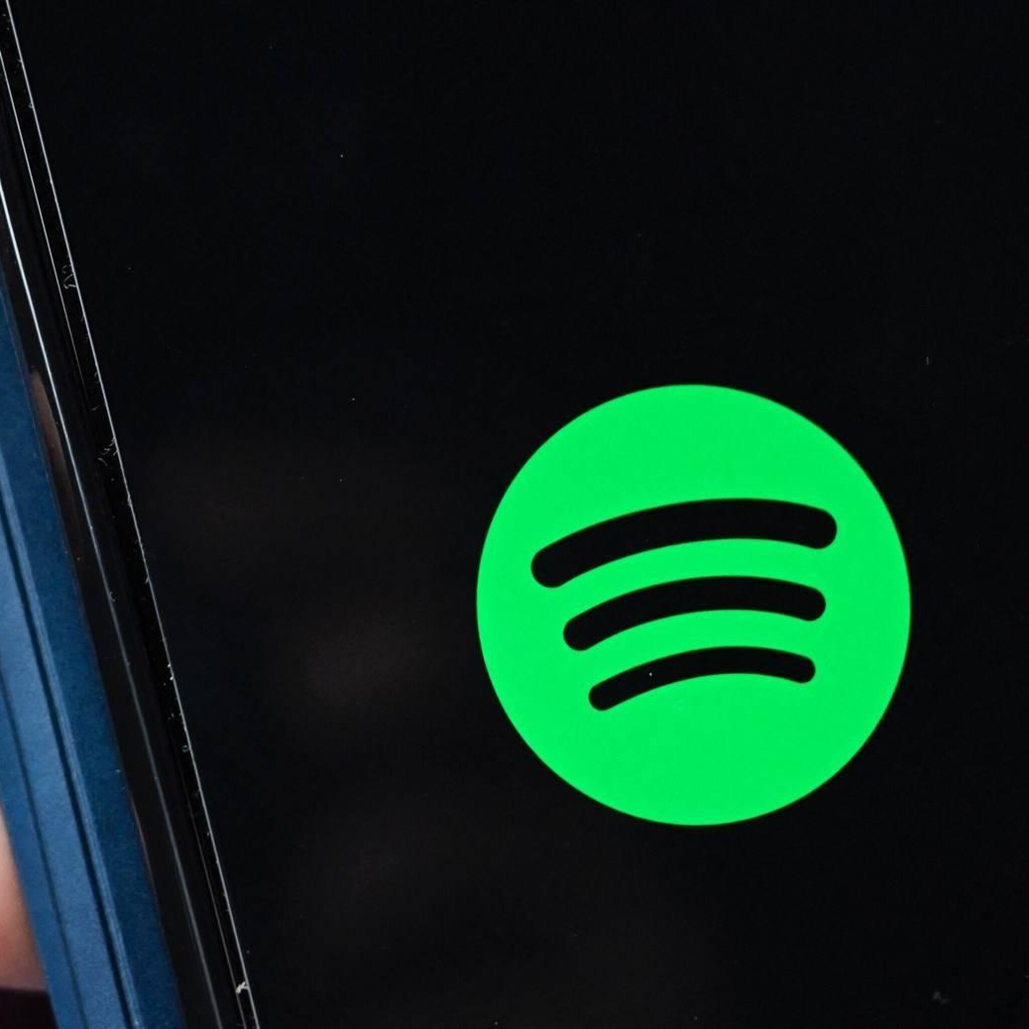 spotify onderuit op wall street na tegenvallende cijfers