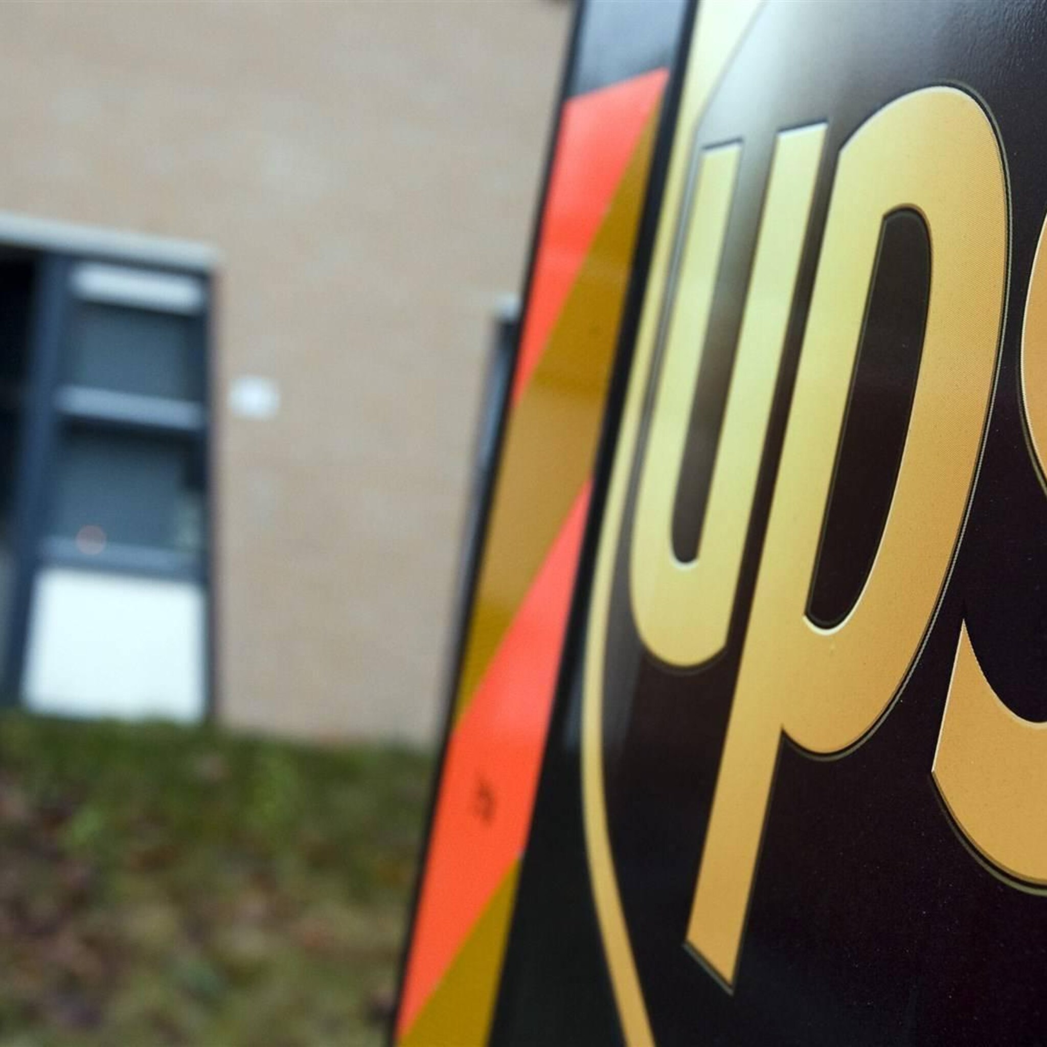 ups sluit in vs voorlopige deal met bond megastaking van de baan