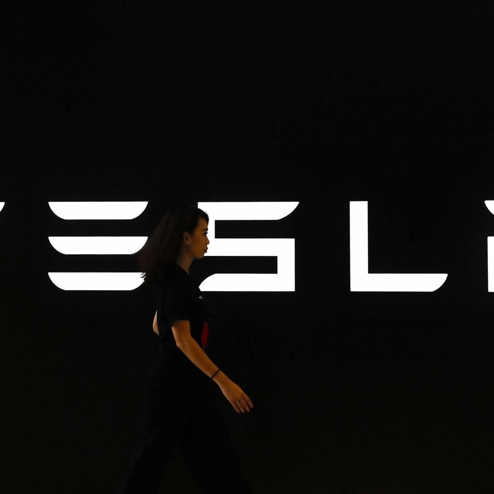 tesla en netflix verder omlaag op wall street na koersval