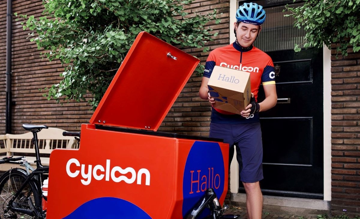 Boukje Taphoorn: ,,We delen met Cycloon de ambitie om bezorging duurzamer en socialer te maken.'' Foto: bol.com