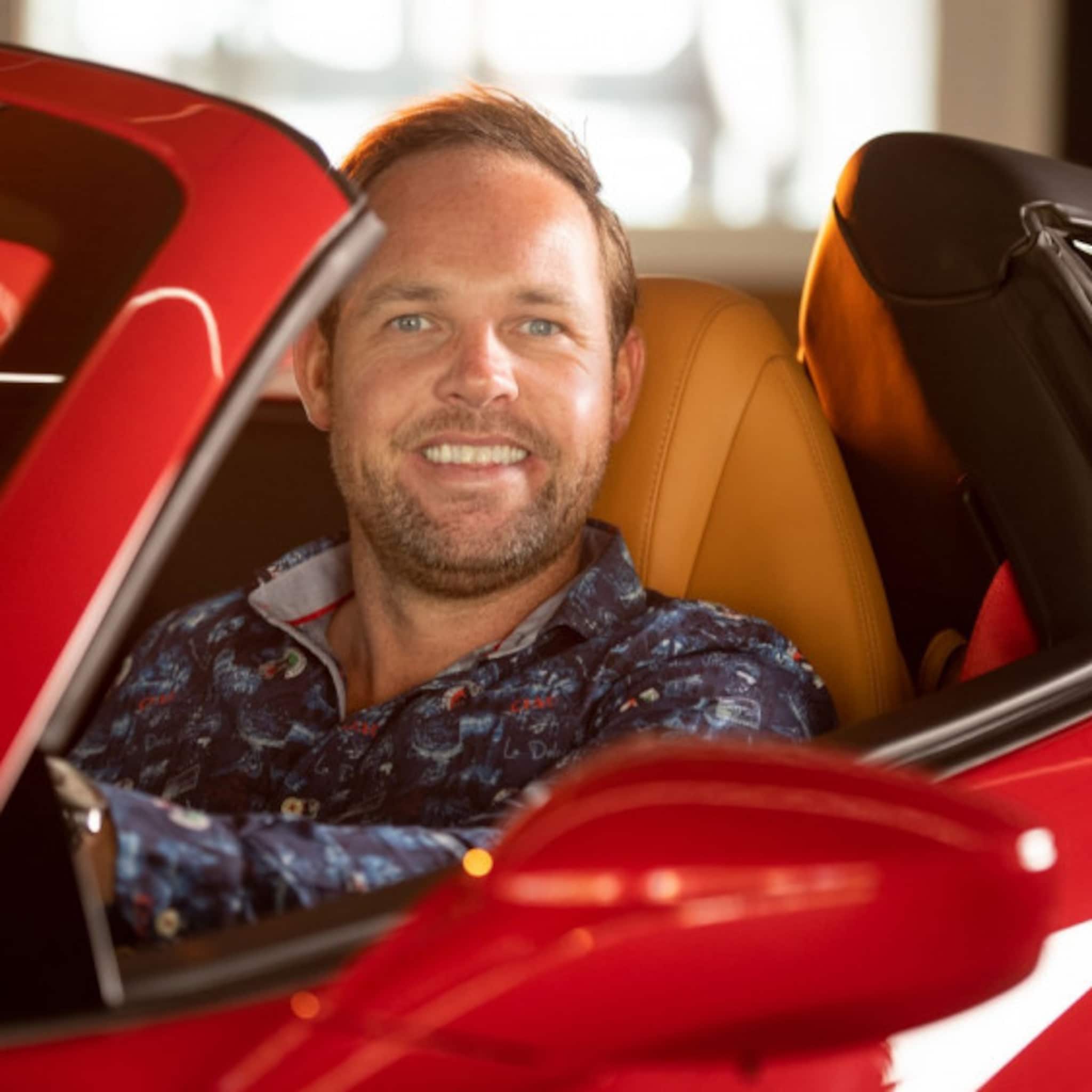 zo boekt supercargoeroe danny succes met delen van jongensdromen ferrari s lopen altijd hard
