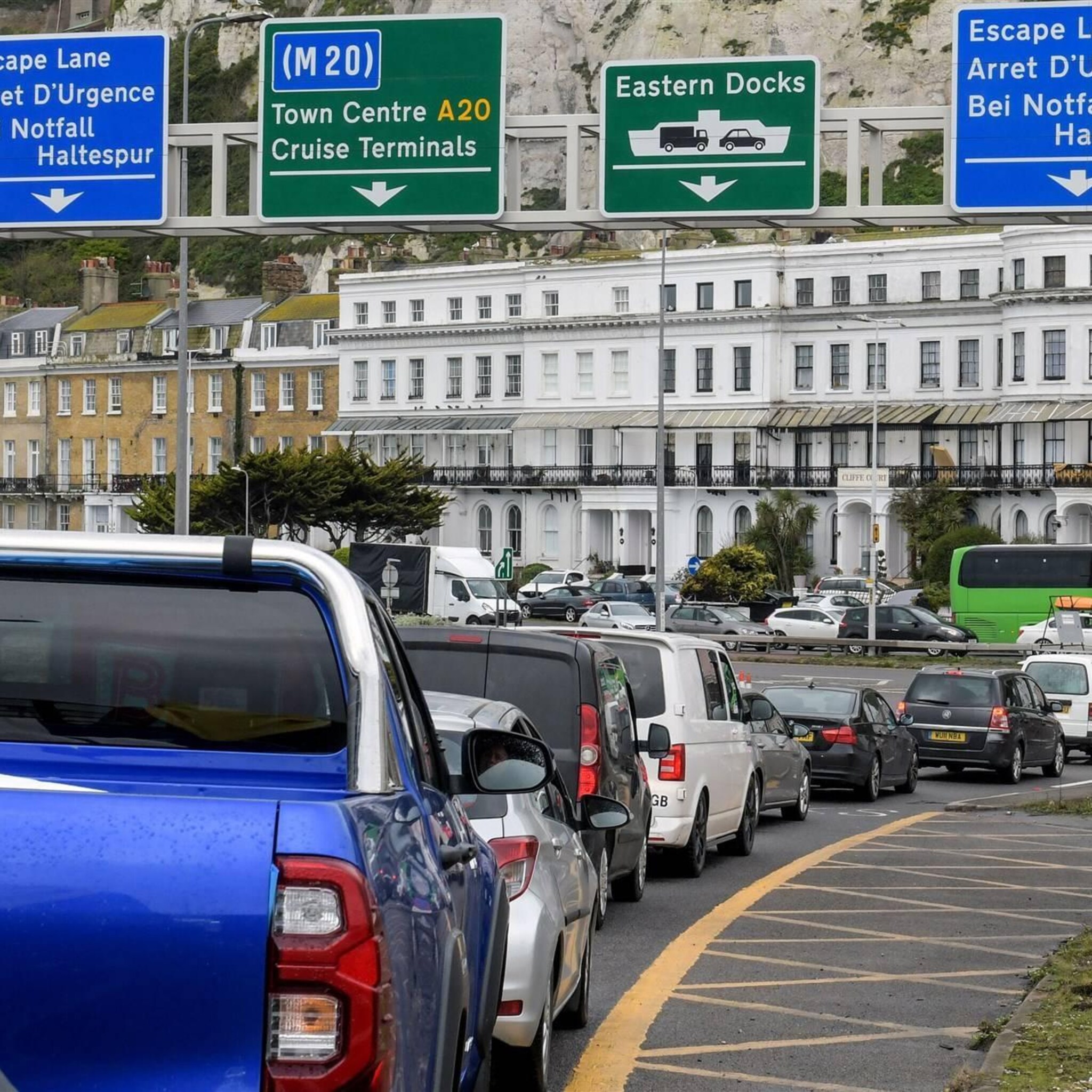 haven dover waarschuwt voor vertragingen tijdens hoogseizoen