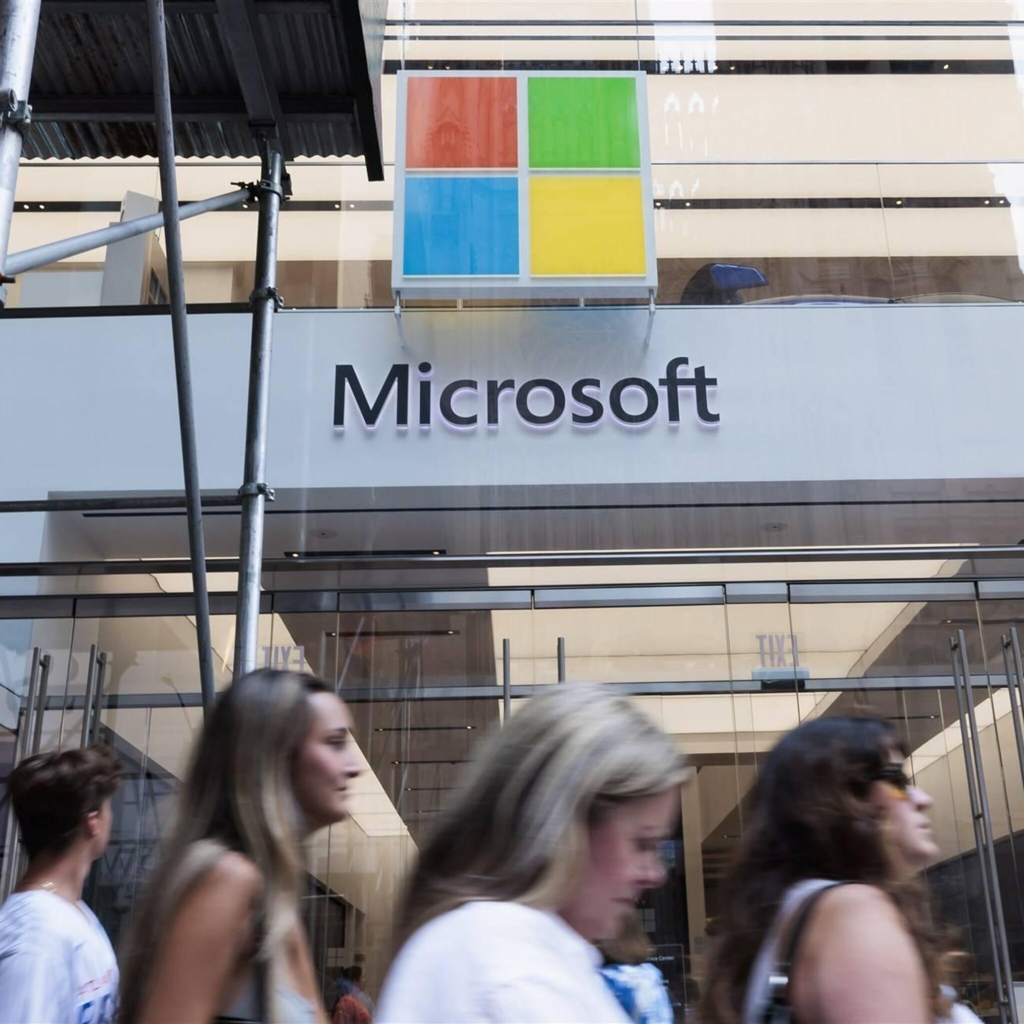 krant eu onderzoekt bundeling teams en office door microsoft