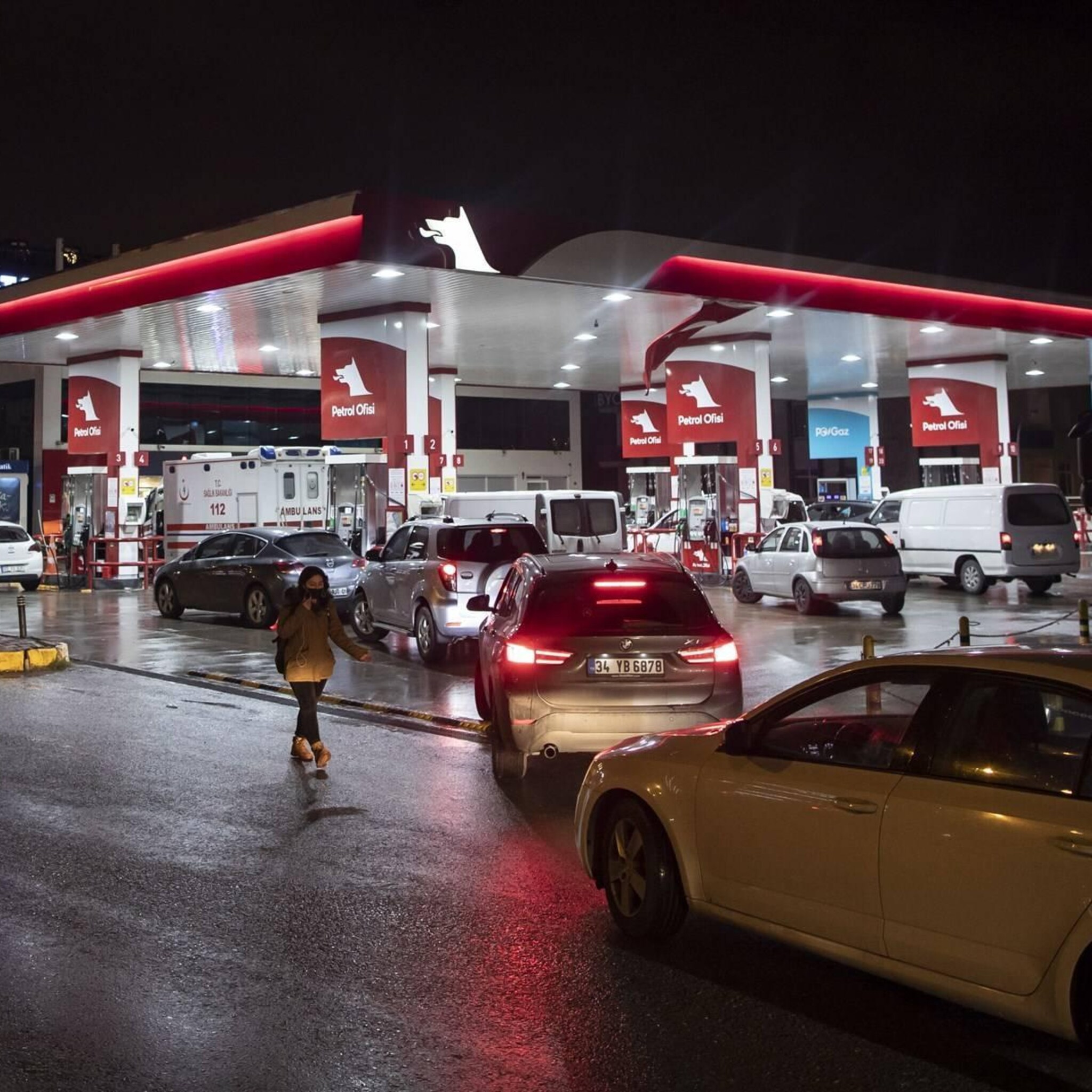 turkije verhoogt belasting op benzine met bijna 200 procent