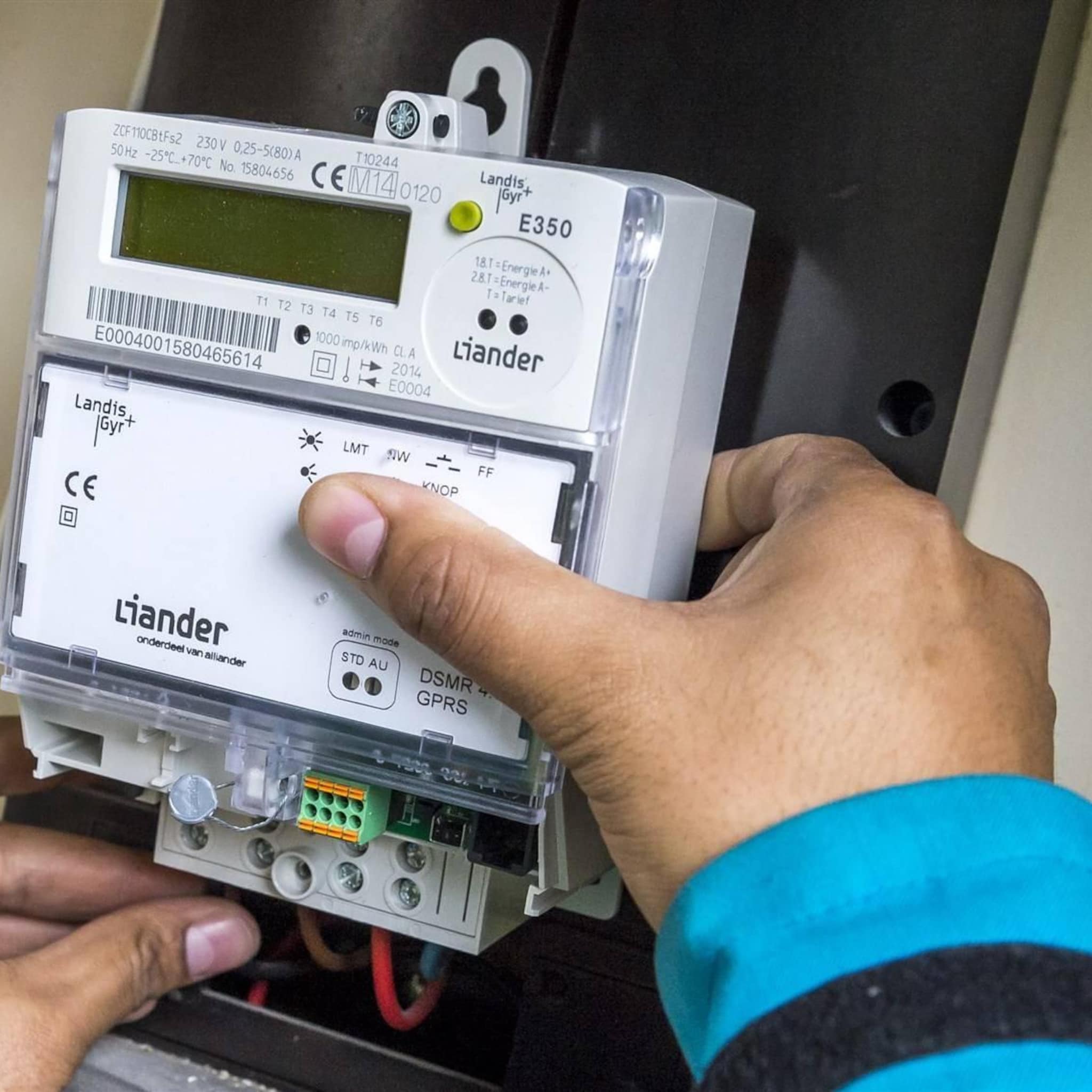 kritiek op energiebedrijven onduidelijkheid terugleververgoeding