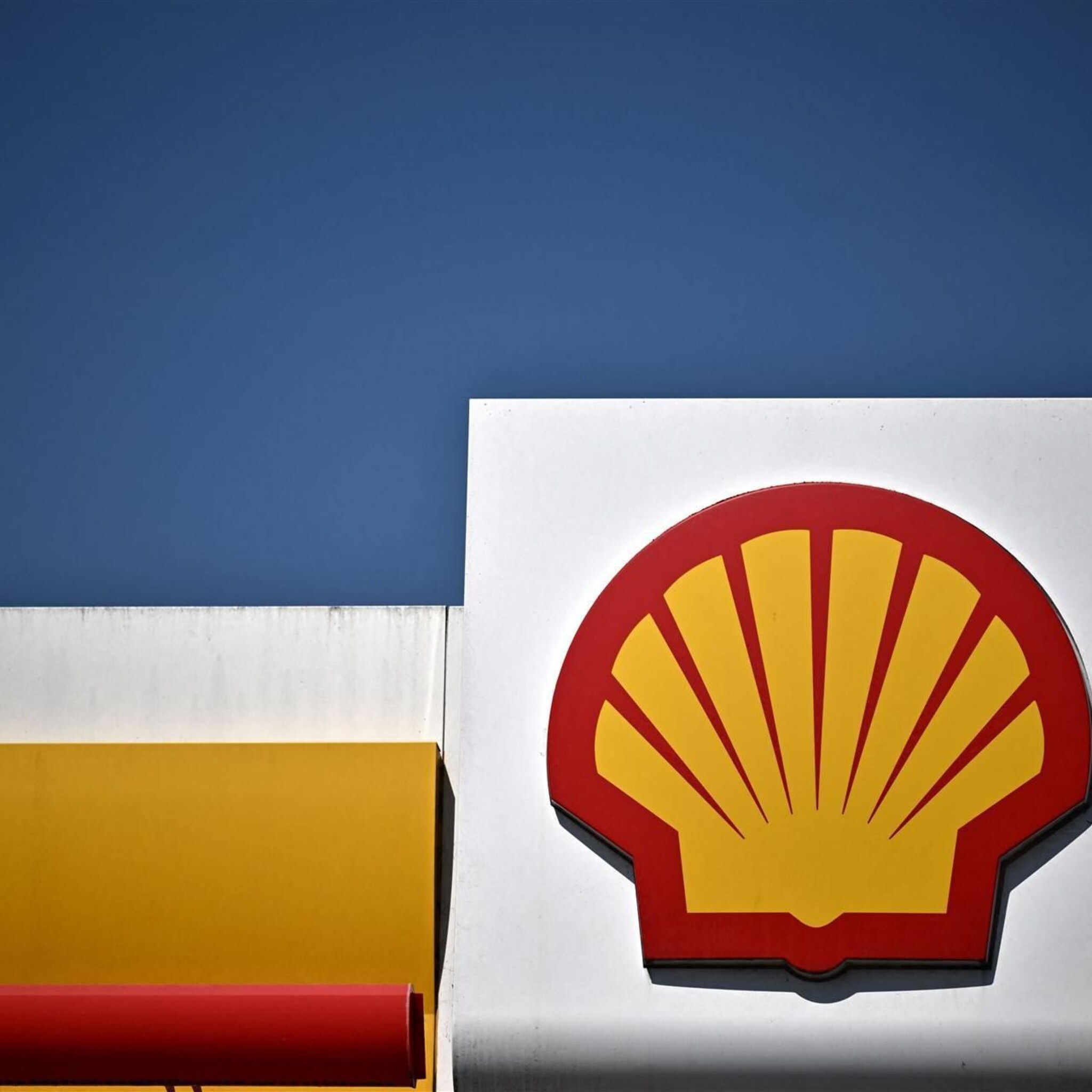 milieuorganisatie poogt opnieuw shell bestuurders aan te klagen