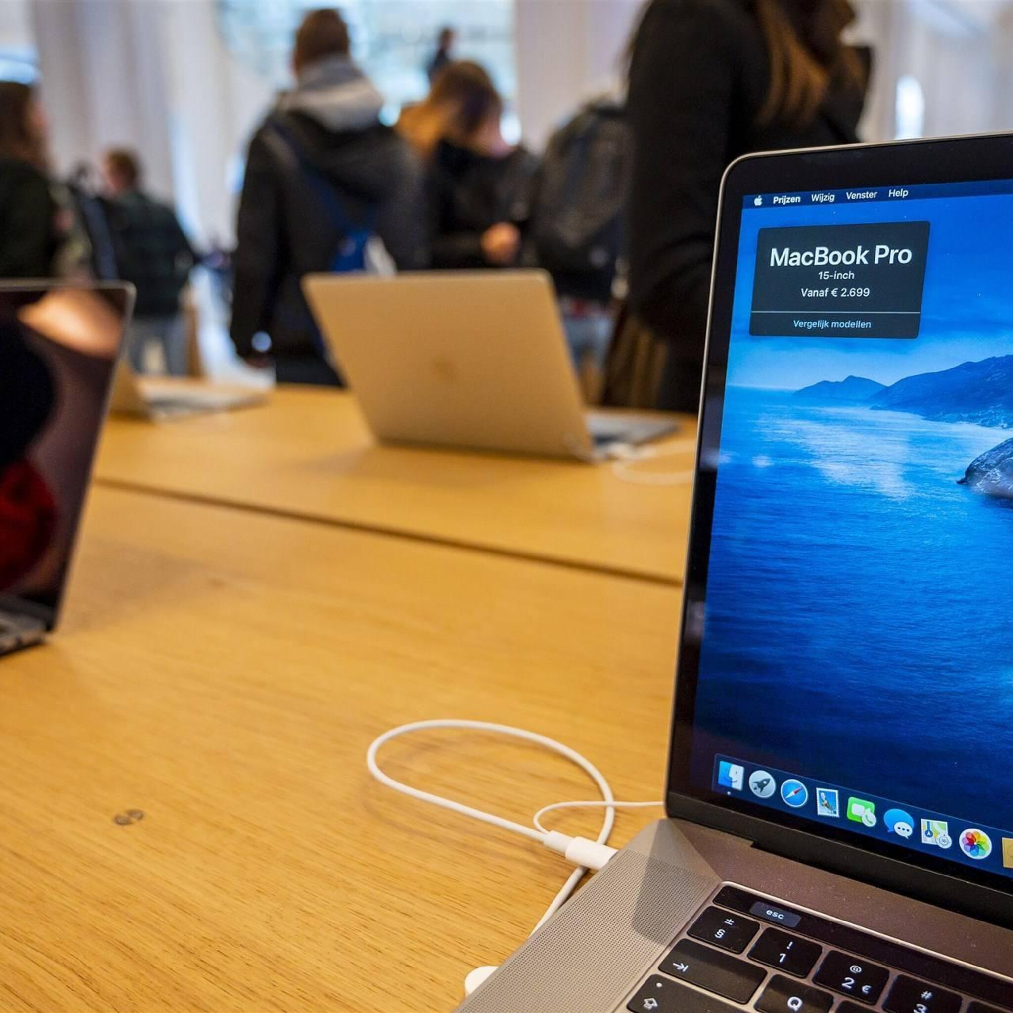 onderzoeker opnieuw daling verschepingen notebooks en desktops