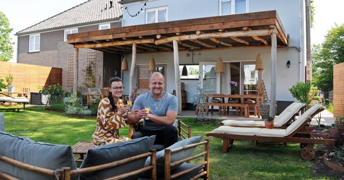 Wilco en Fleur Jochem toverden de B&amp;B in Renesse om tot een villa in Franse sferen en trakteren hun gasten ook nog eens op zelfgemaakte limoncello. Foto: Marieke Mandemaker