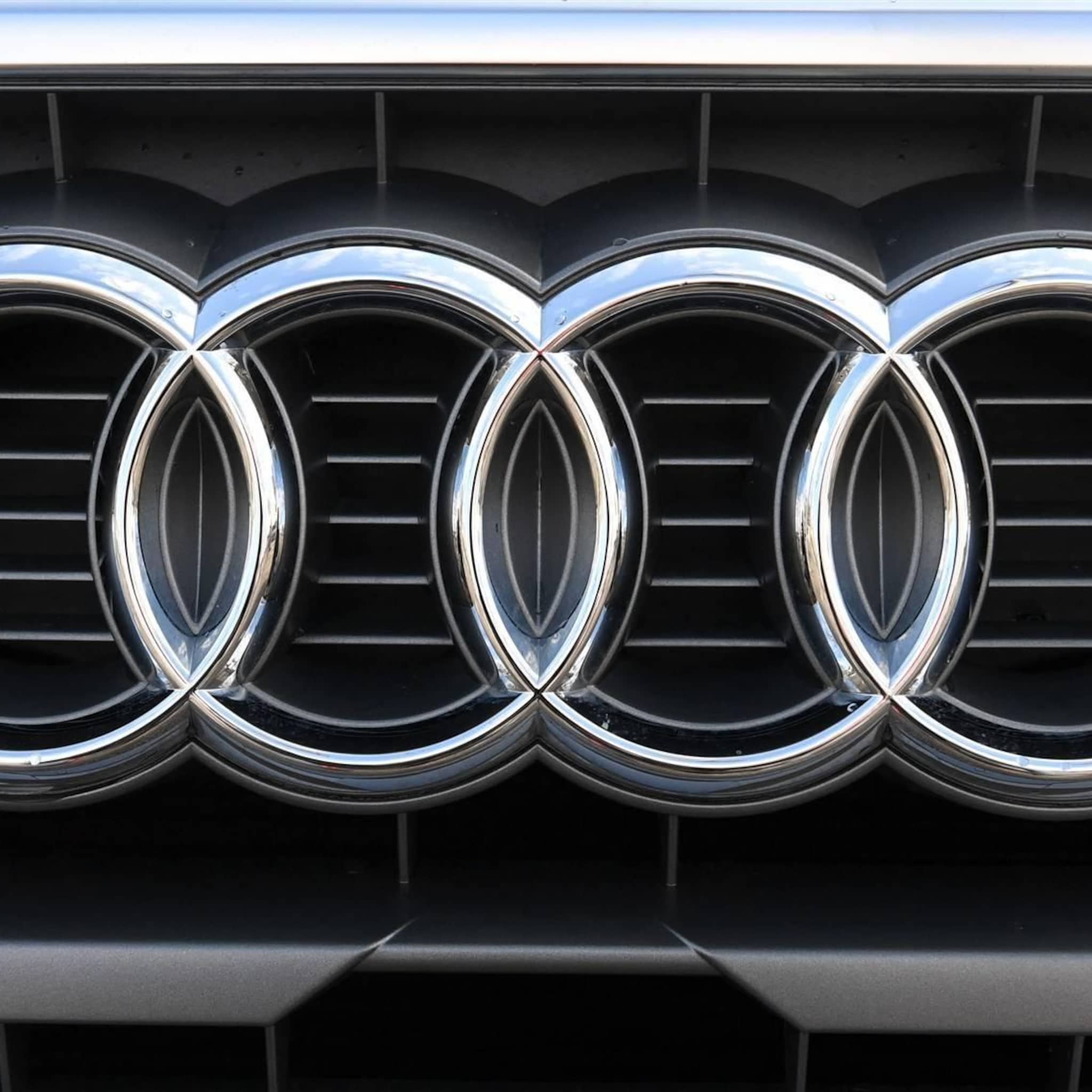 volkswagen vervangt topman van dochtermerk audi