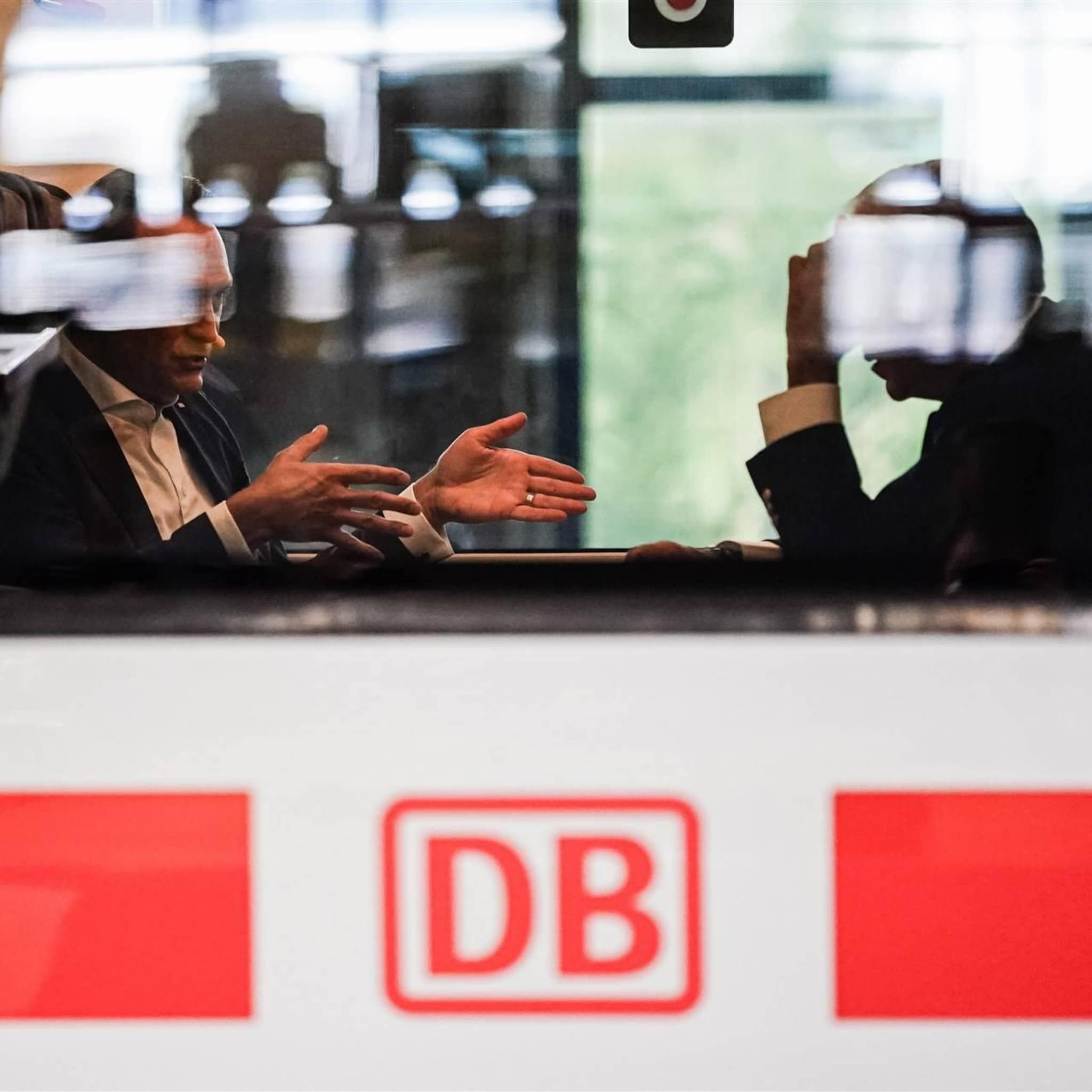 deutsche bahn hoopt staking af te wenden via arbitrageproces