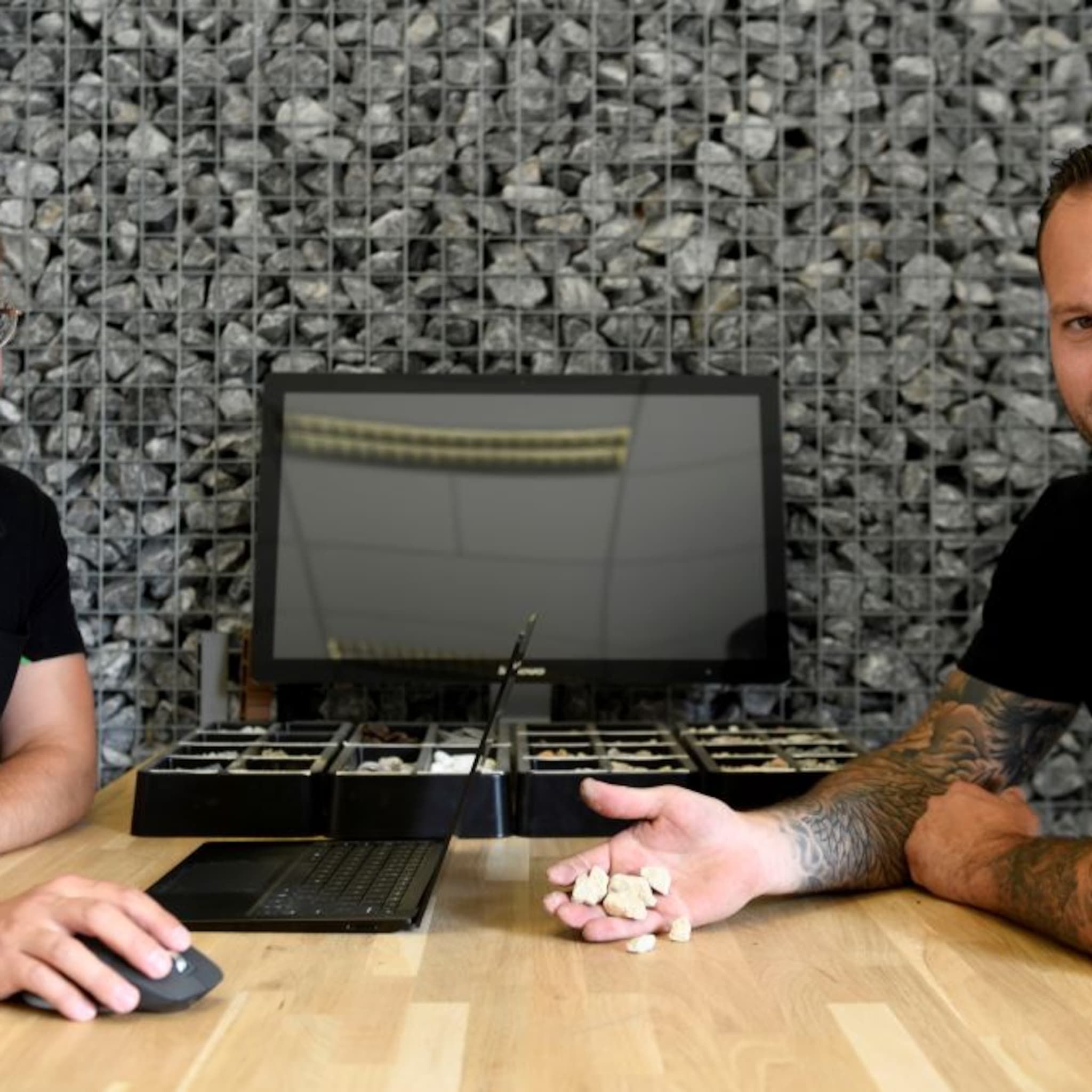 broers timo en robbin runnen bedrijf met een eeuwenoud product de schanskorf