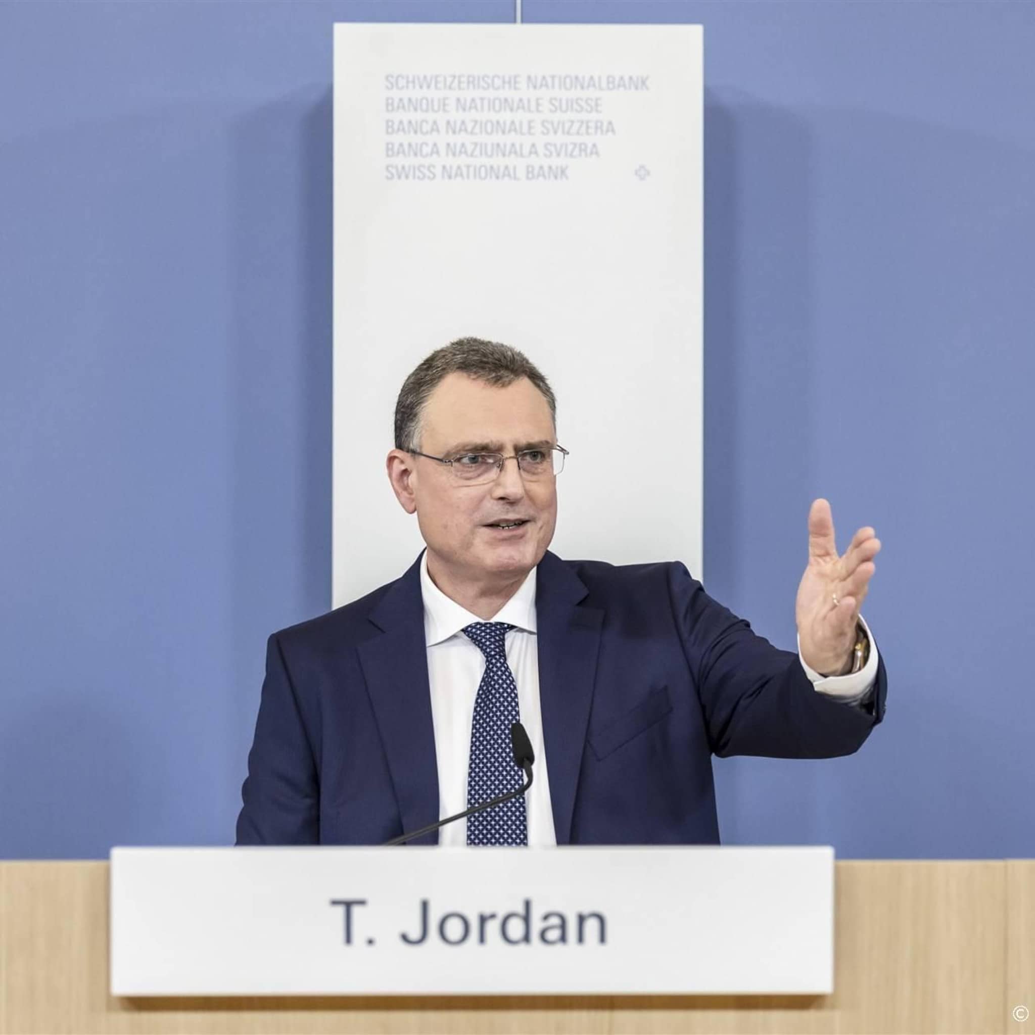 zwitserland nog niet klaar met renteverhogingen spanje wel
