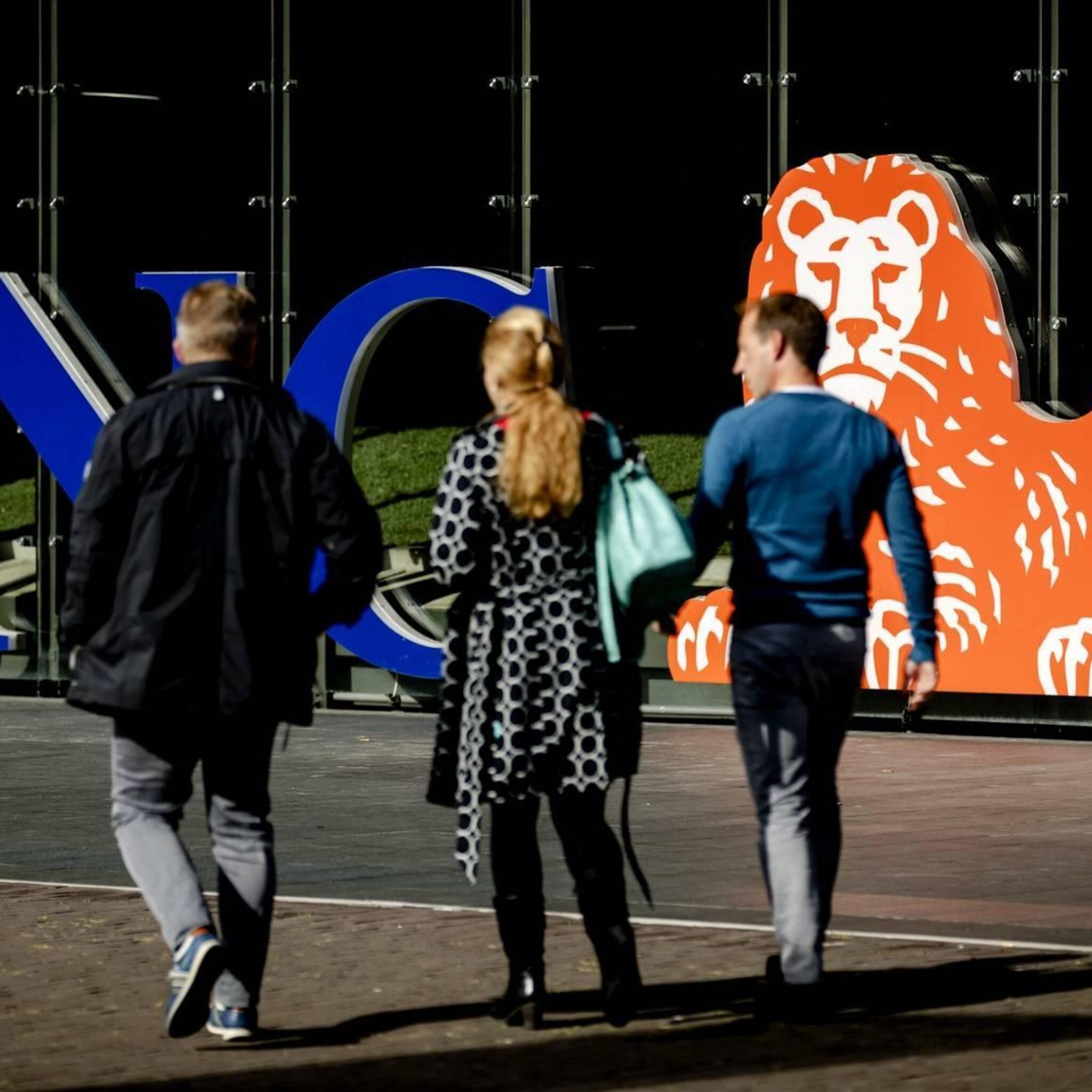 ing bijna een derde beleggers voorziet banenverlies door ai