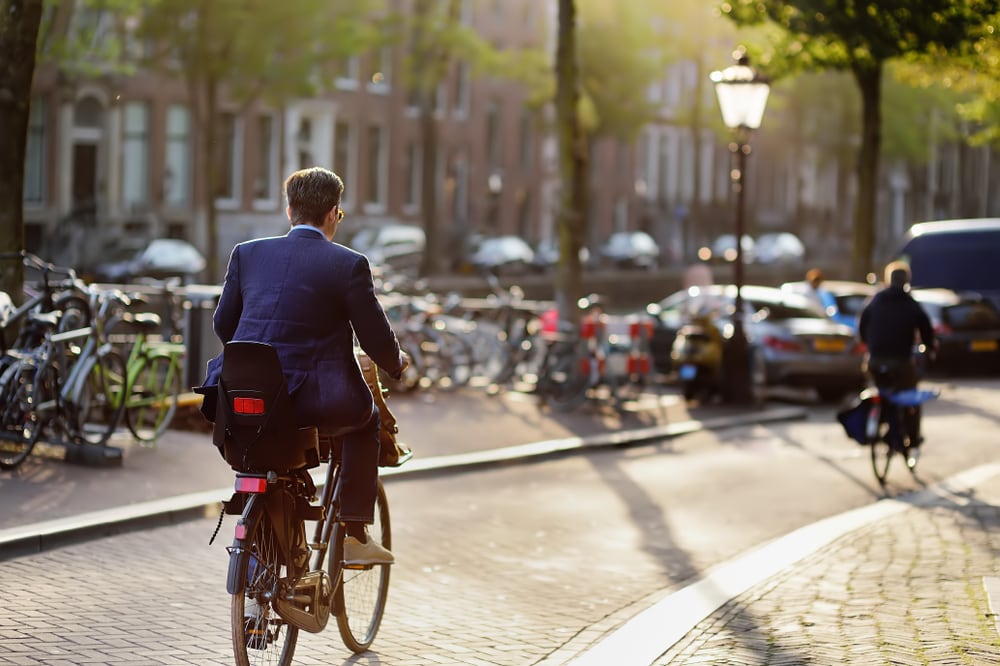 Steeds meer werkgevers tuigen riante fietsvergoedingen op. Foto: ANP. Shutterstock
