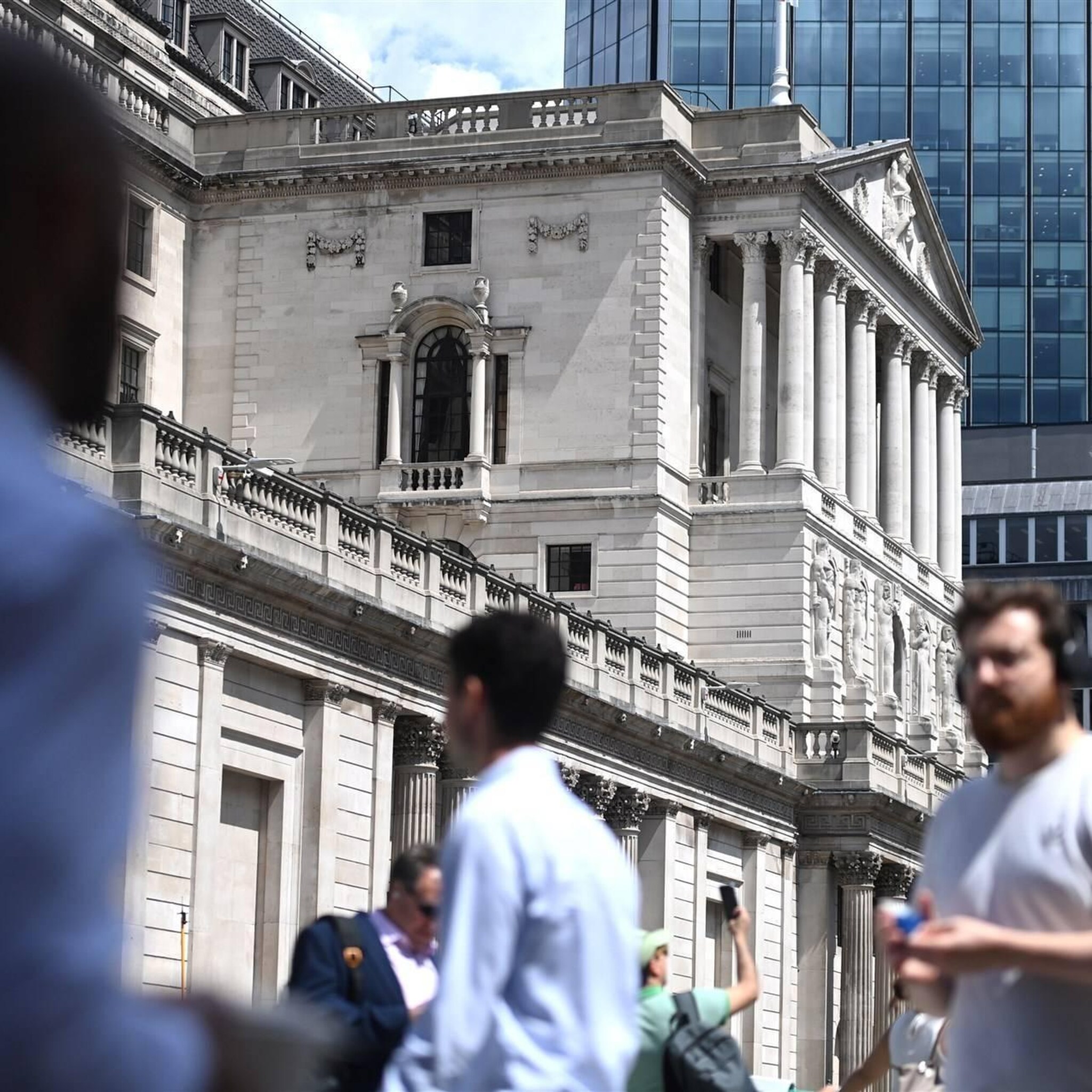 britse rente verder omhoog met half procentpunt