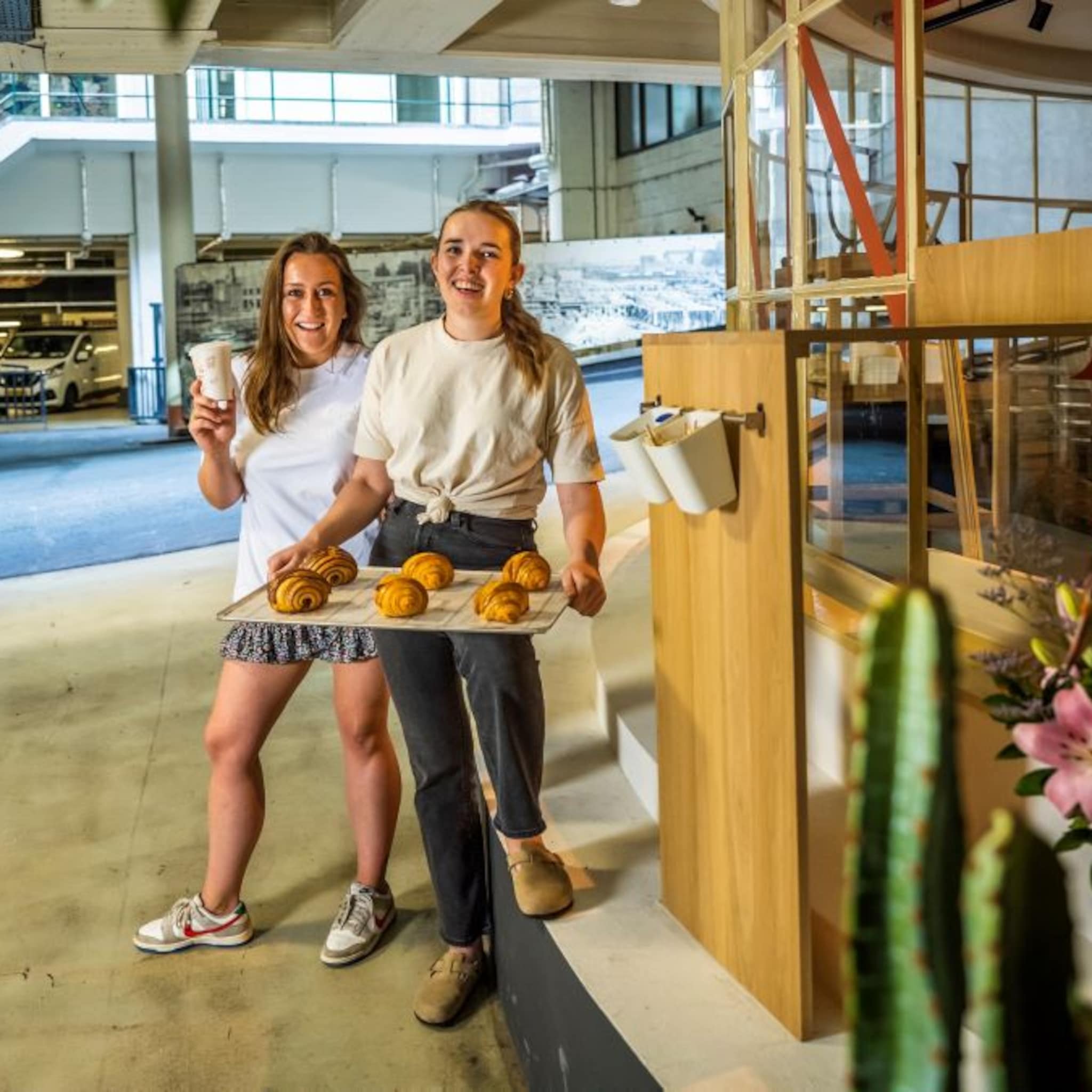 een bakkerij openen in een parkeergarage yvette en nadia doen het met krozant