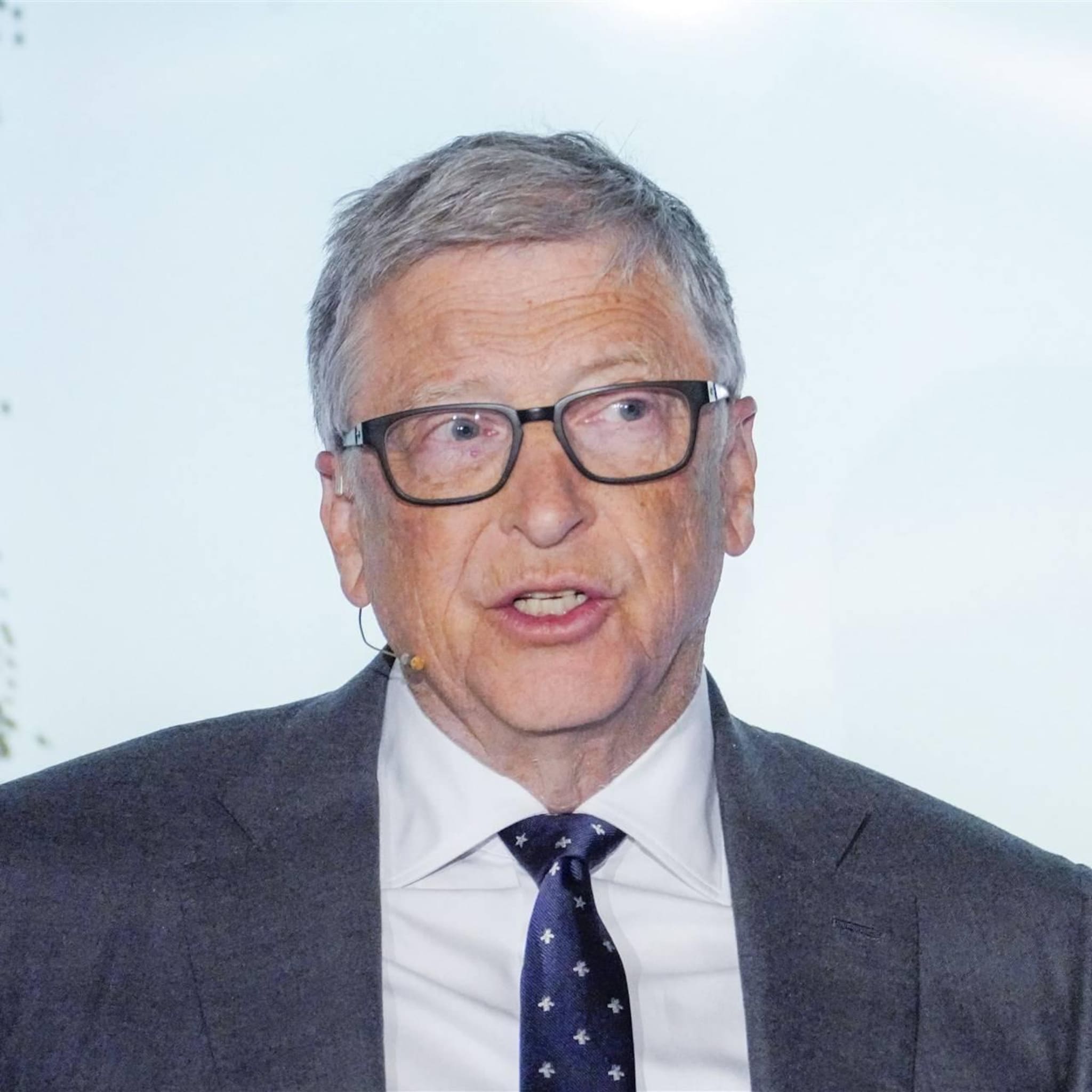 chinese president xi ontvangt bill gates als oude vriend