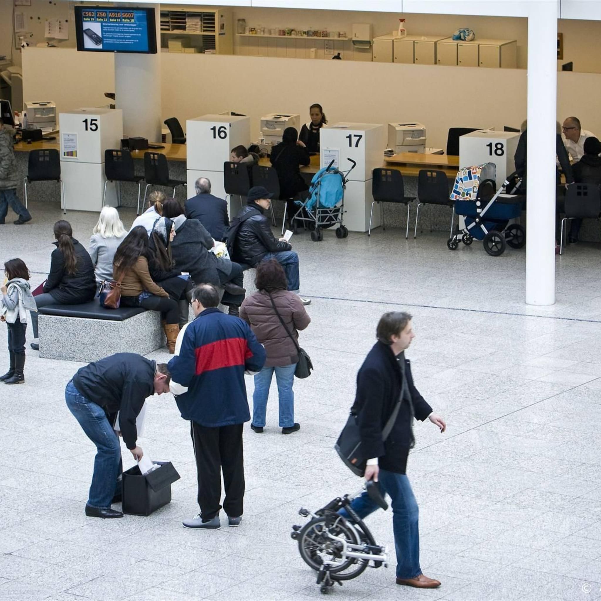 fnv klaagt bij mensenrechteninstituut over discriminatie gemeenten