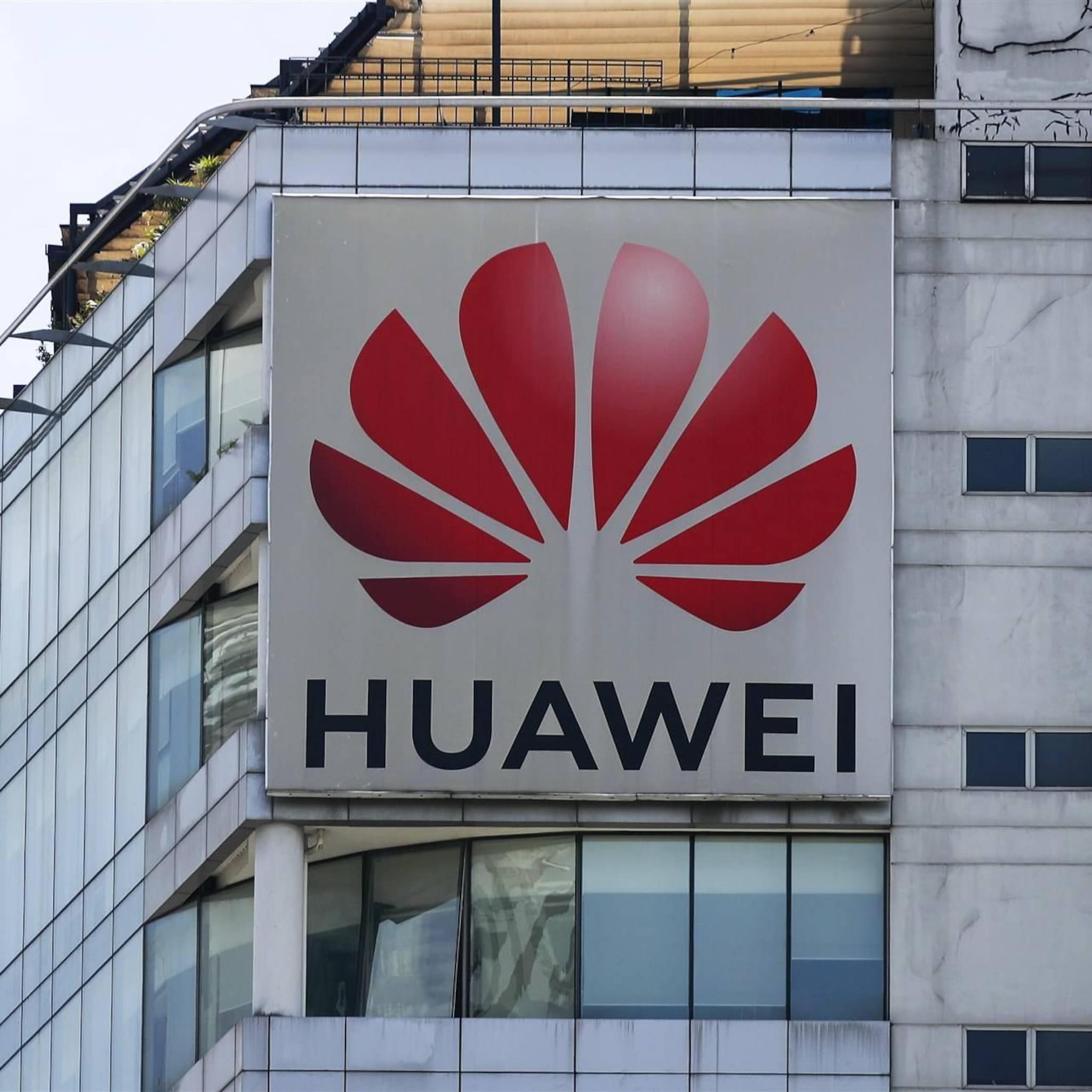 ft eu geeft onderzoeksgeld aan omstreden chinees bedrijf huawei