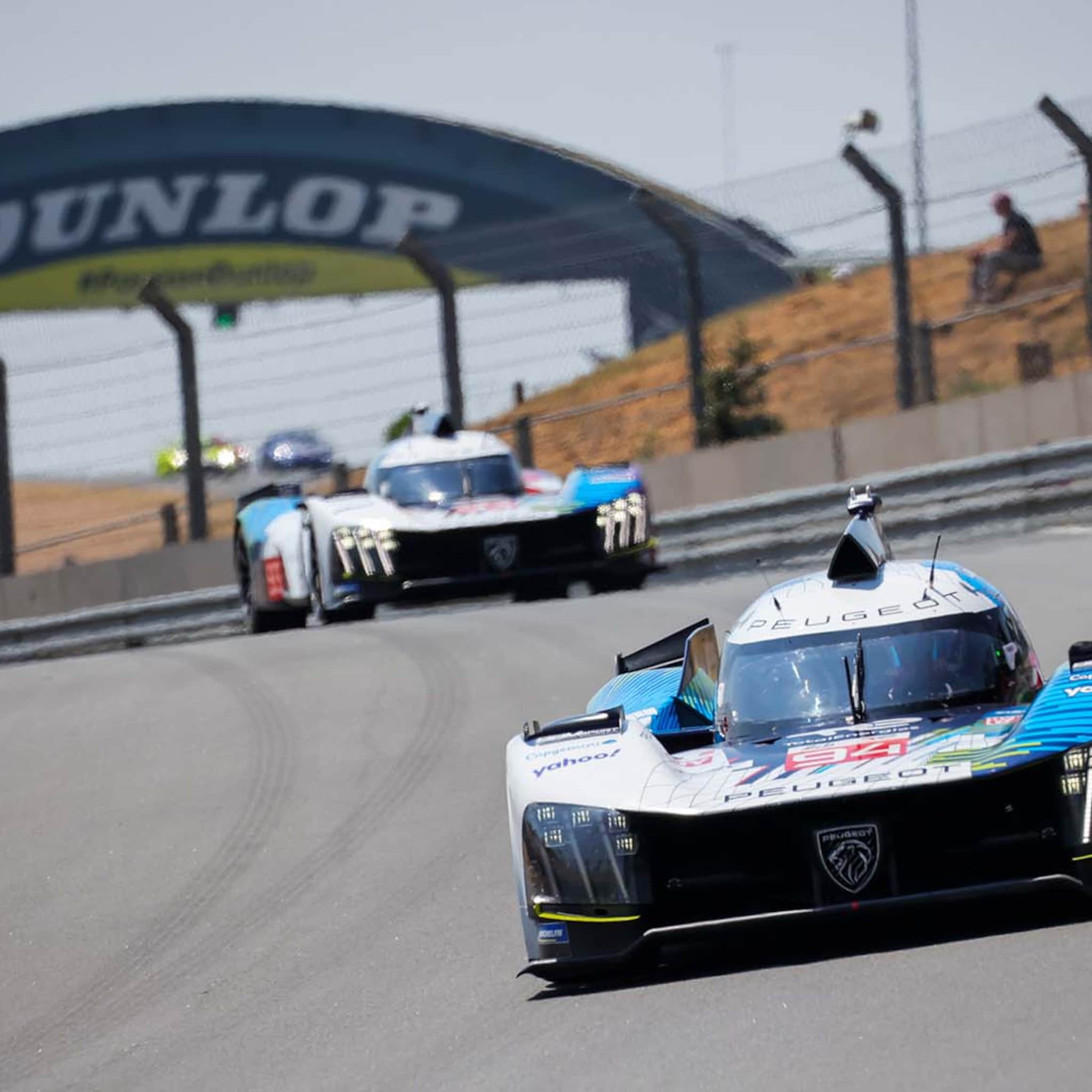 325 000 potentiele klanten waarom automerken zoals peugeot de 24 uur van le mans omarmen