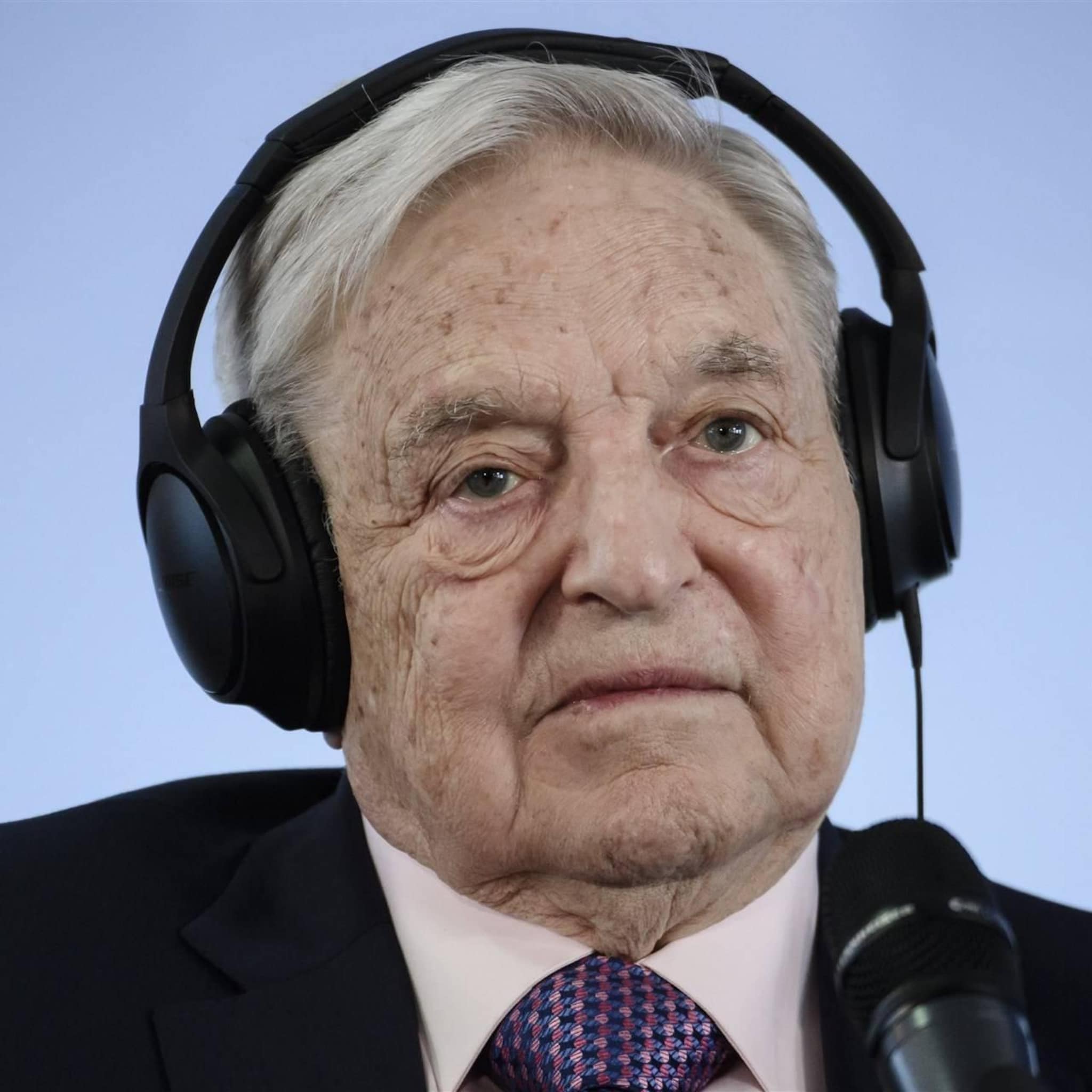 wsj george soros 92 draagt imperium over aan zoon alexander