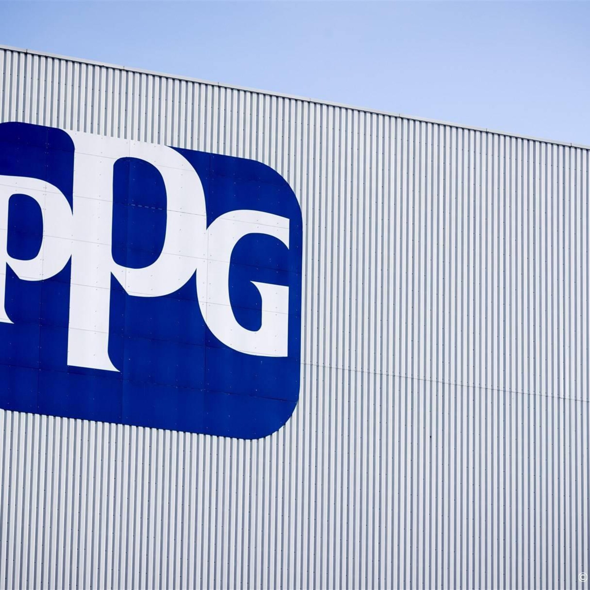 ppg geeft toe en sluit cao akkoord voor 10 procent meer loon