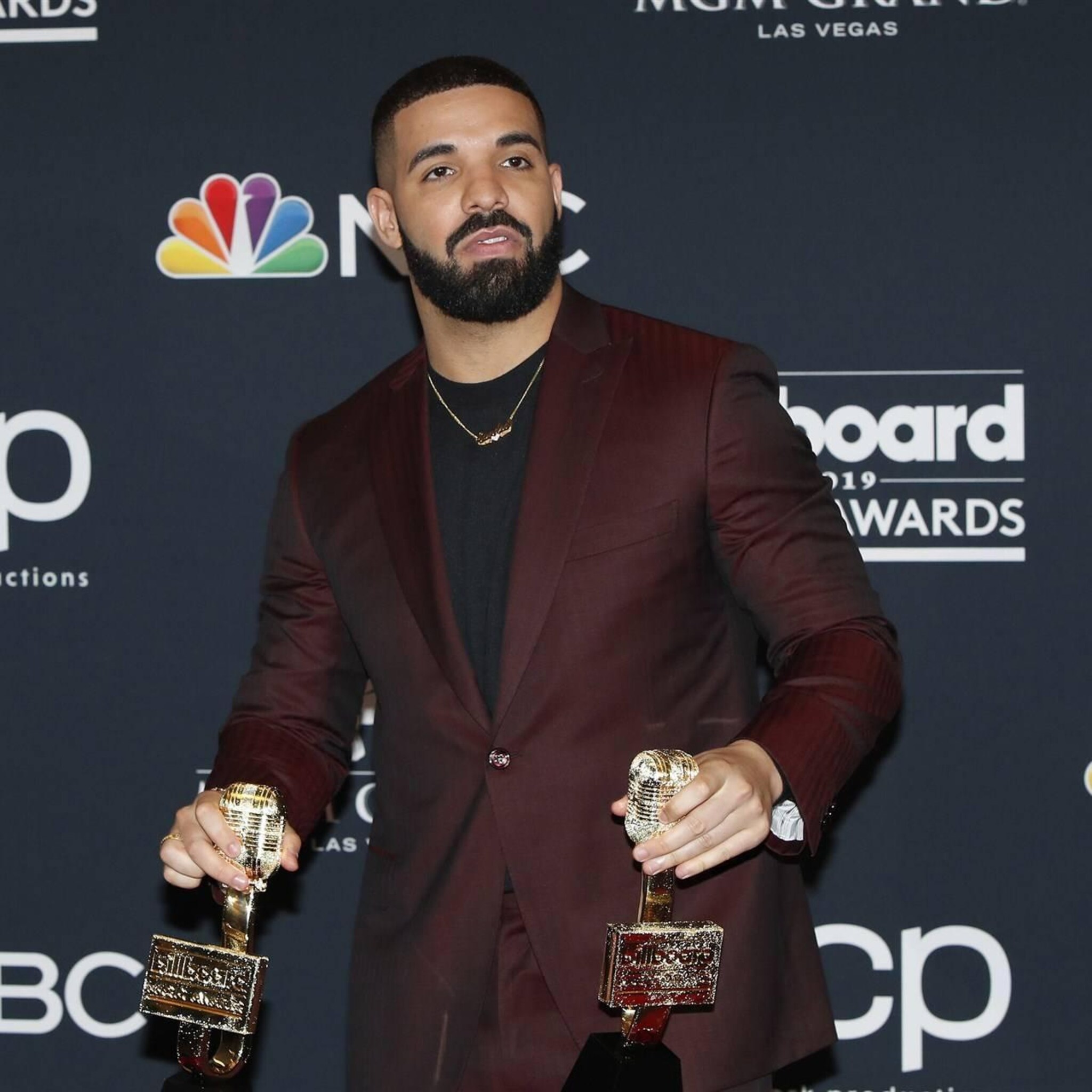 platenlabel umg wil hoger inkomen drake via nieuw streamingmodel