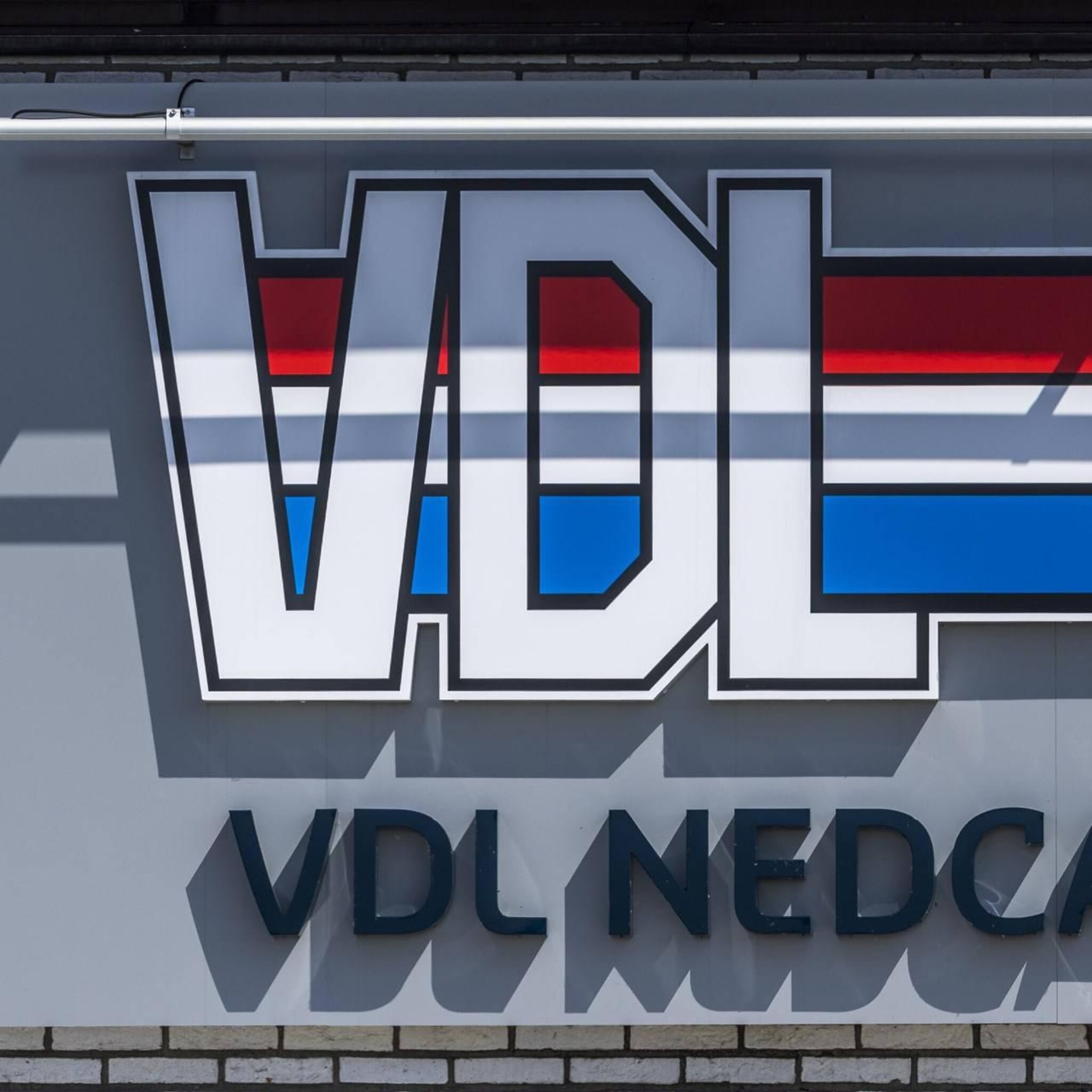 vrijdag opnieuw 24 uursstaking bij vdl nedcar
