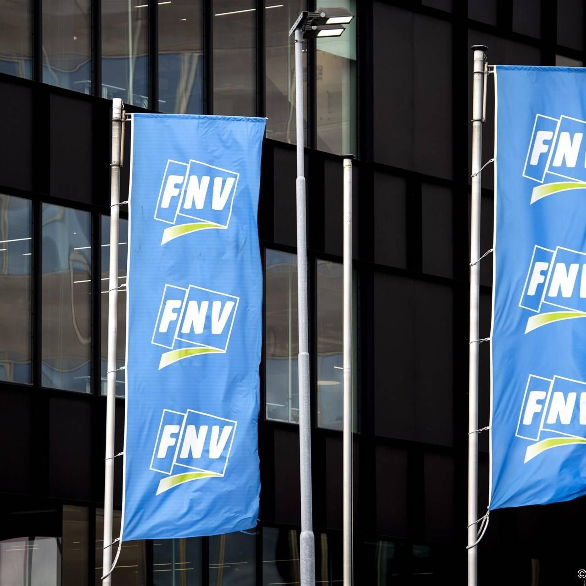 personeel verffabrikant ppg in amsterdam staakt rest van de week