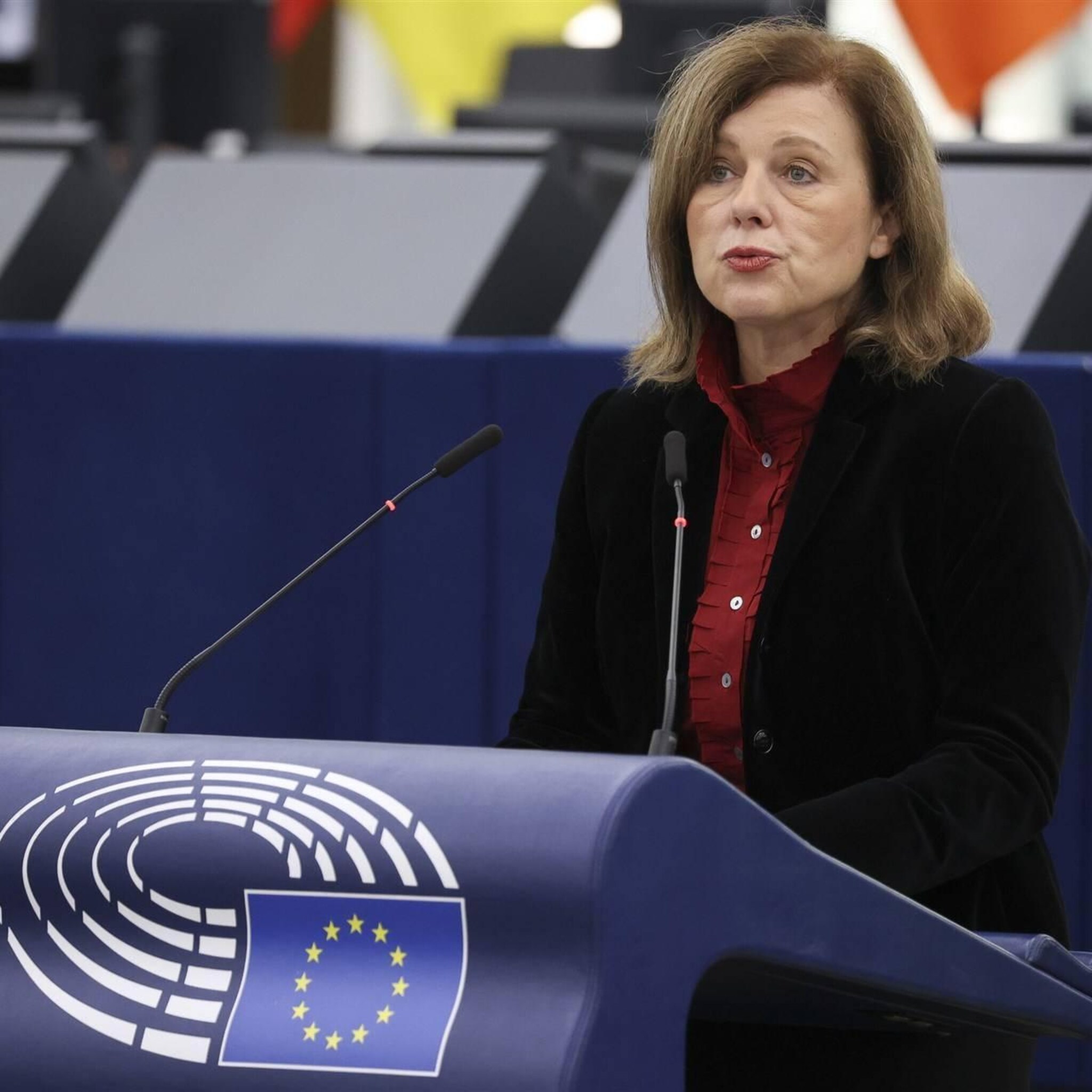 brussel vraagt techbedrijven aan te merken wat met ai is gemaakt
