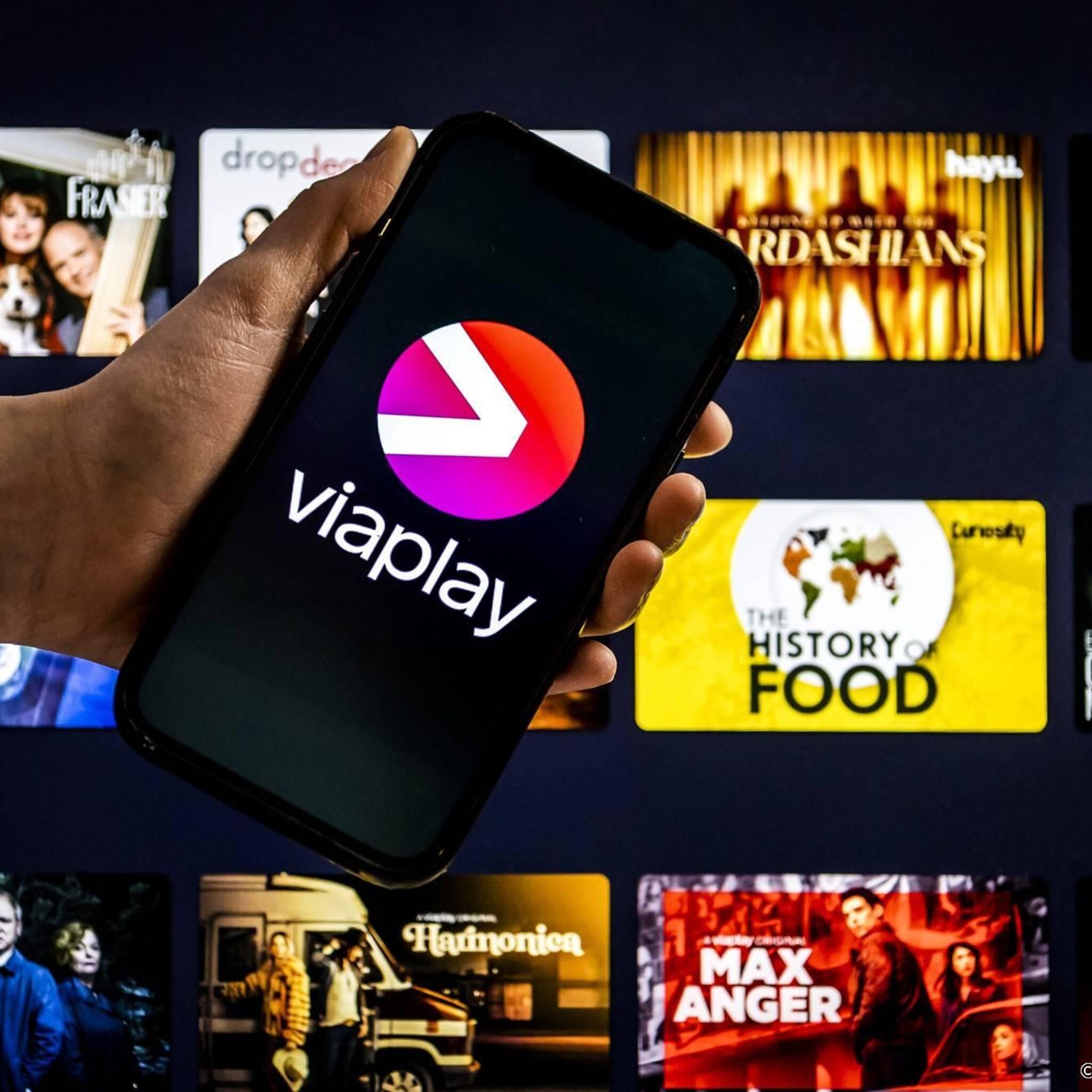 beurswaarde streamingplatform viaplay ruimschoots gehalveerd