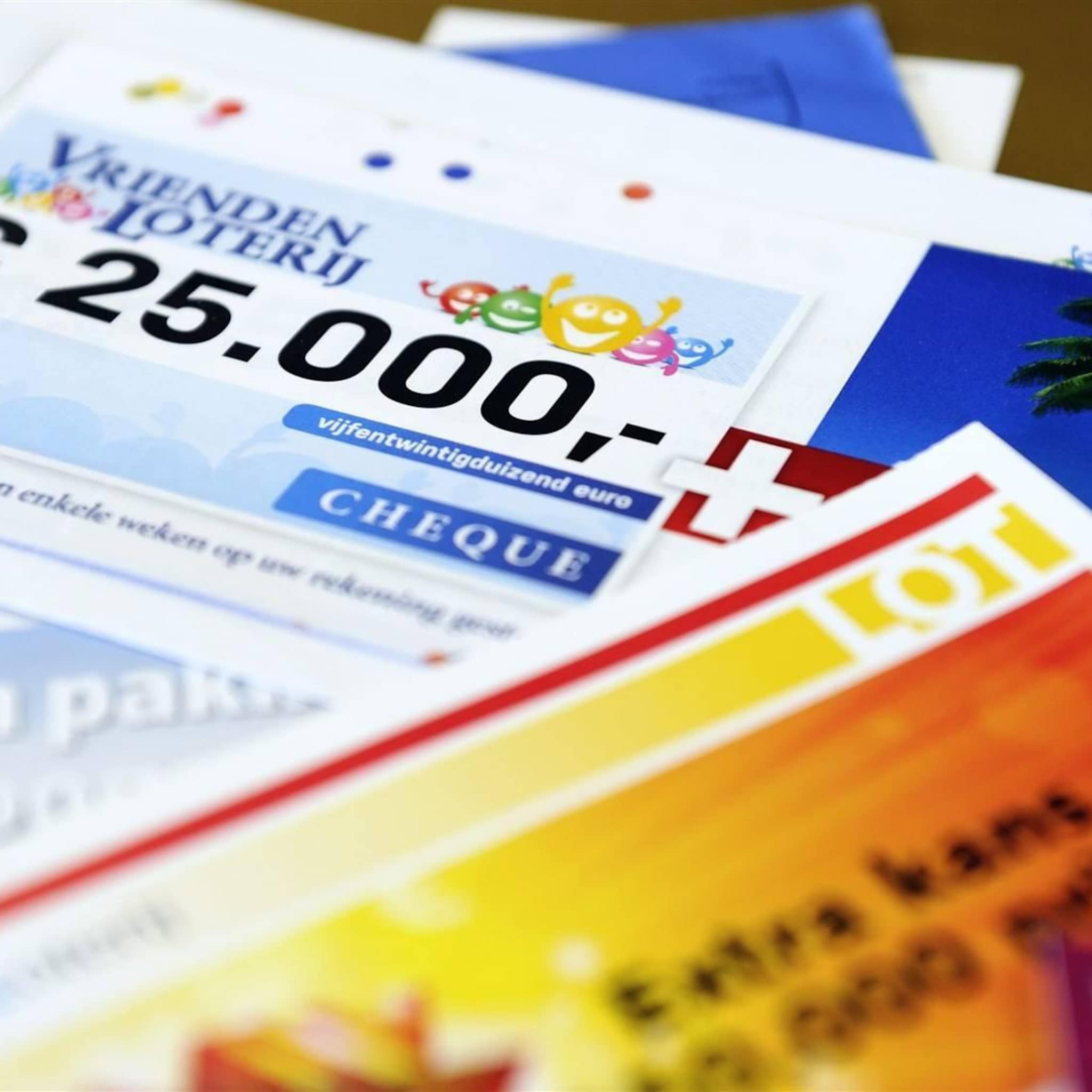 postcode loterij en vriendenloterij pauzeren spellen na sanctie