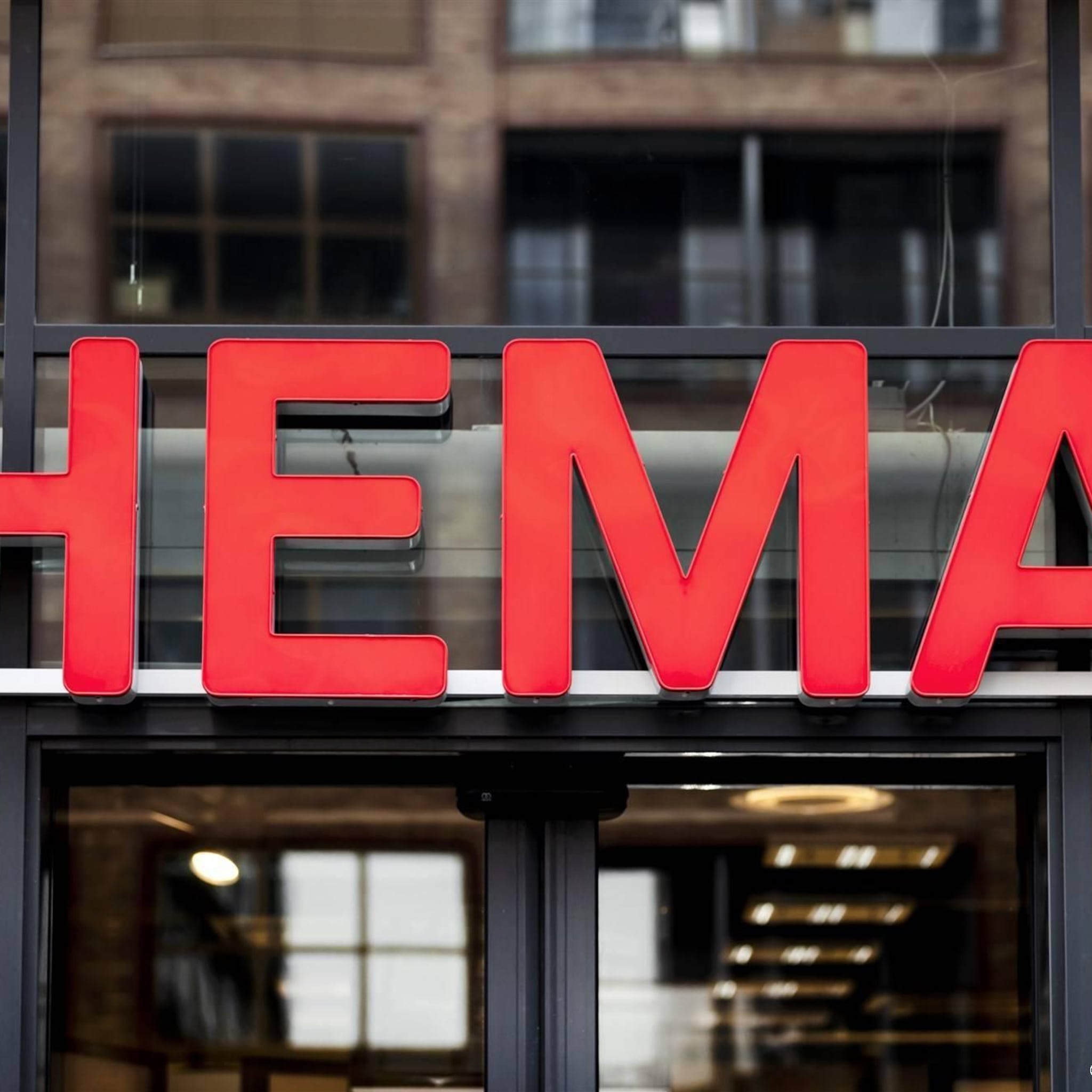 hema trekt meer klanten en vergroot winst door nieuwe strategie