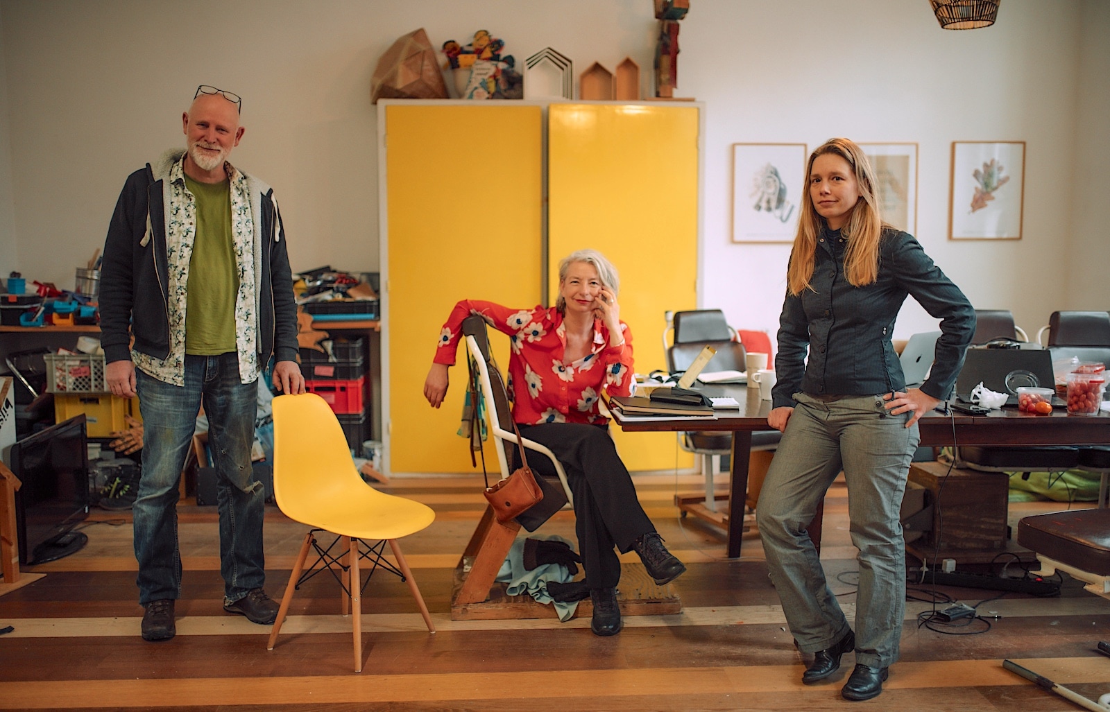 Diane Elshout (midden) met collega's van het Moving Arts Project. ,