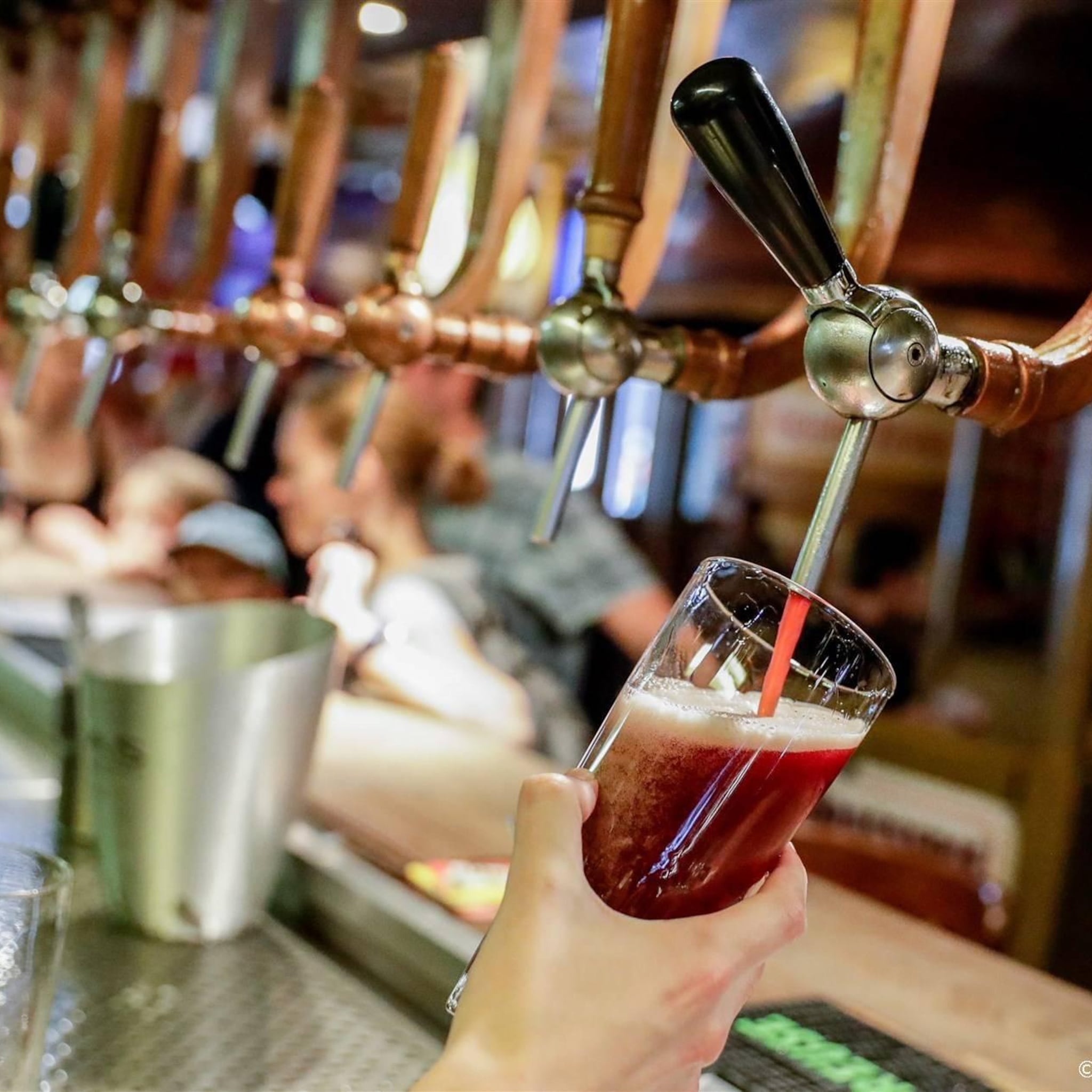 brouwers geschokt door ierse waarschuwing op alcoholproducten