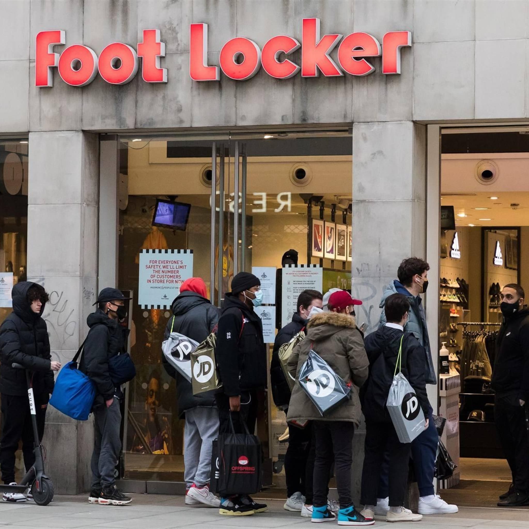 sportschoenenverkoper foot locker negatiever gestemd