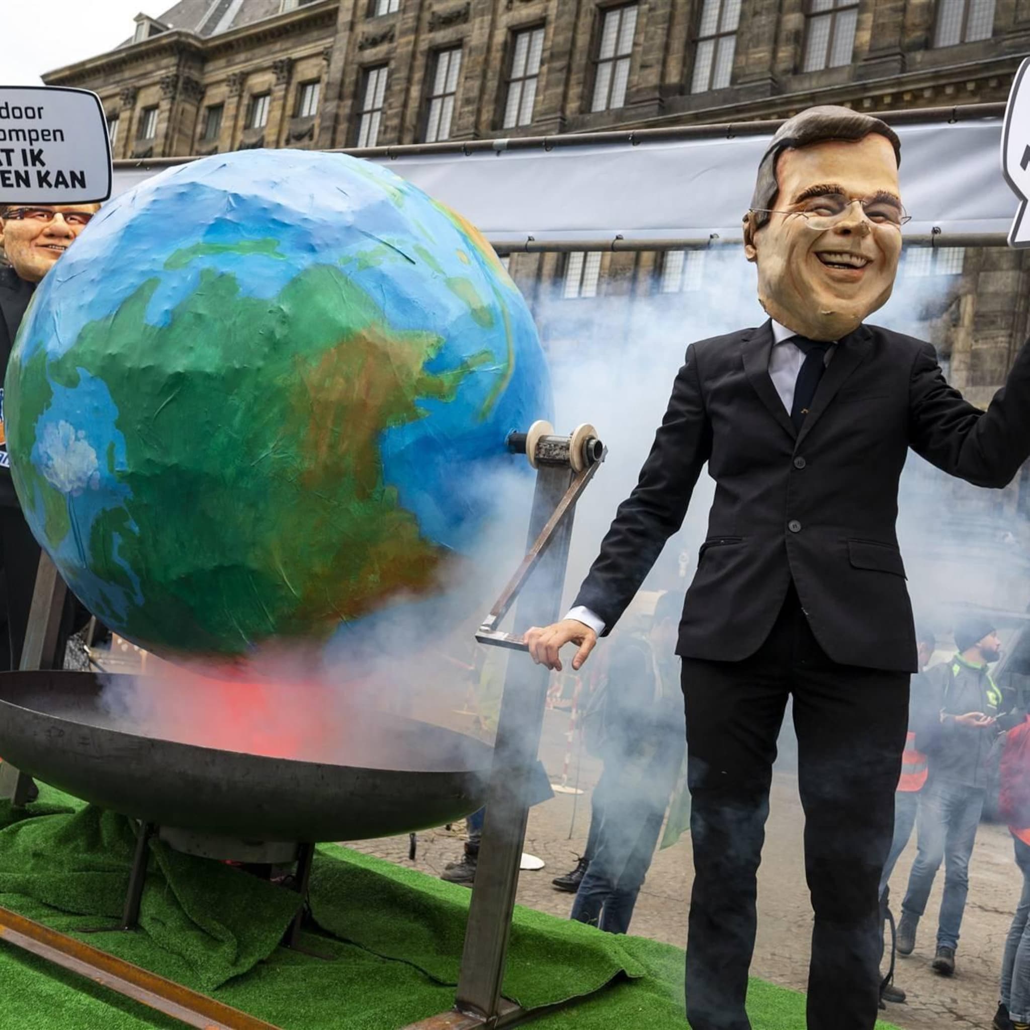 milieudefensie shell leeft klimaatvonnis rechter niet na