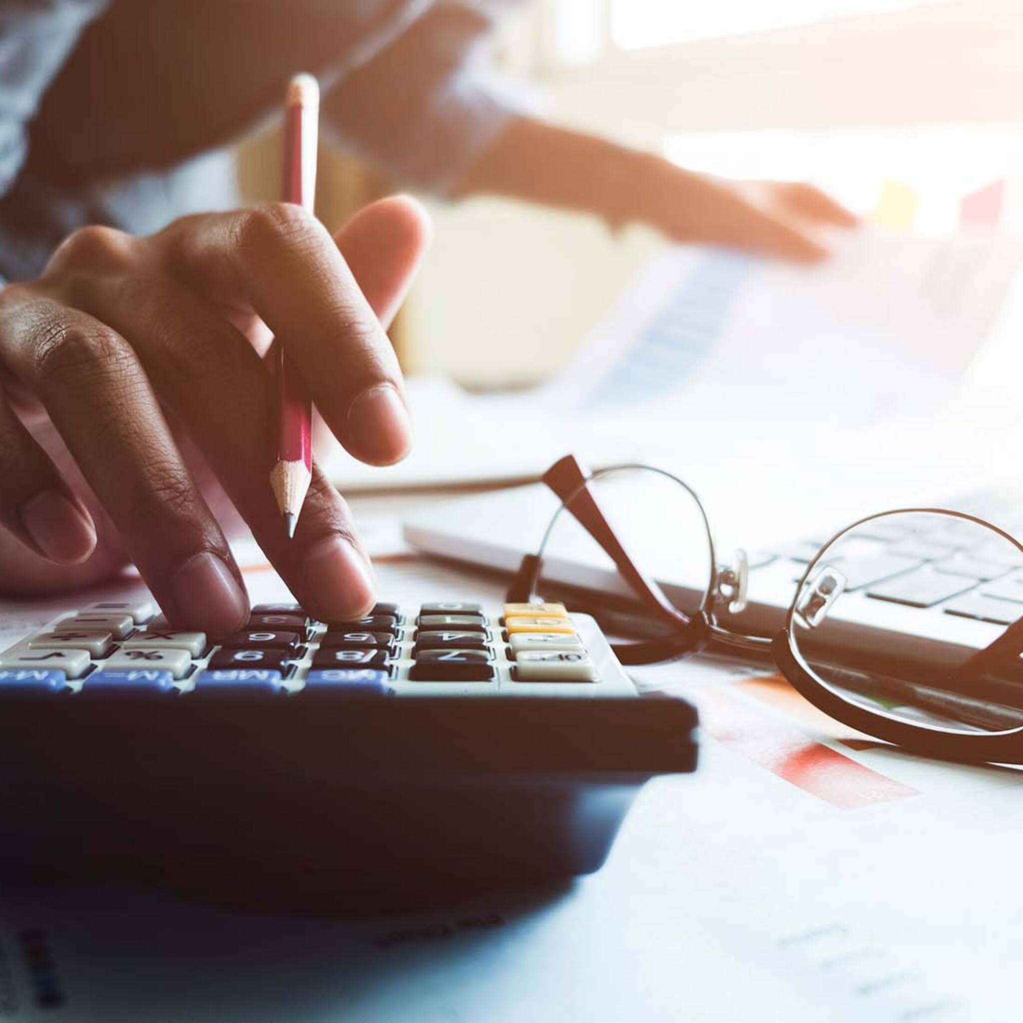 inflatie zadelt mkb op met verplichte en dure accountant