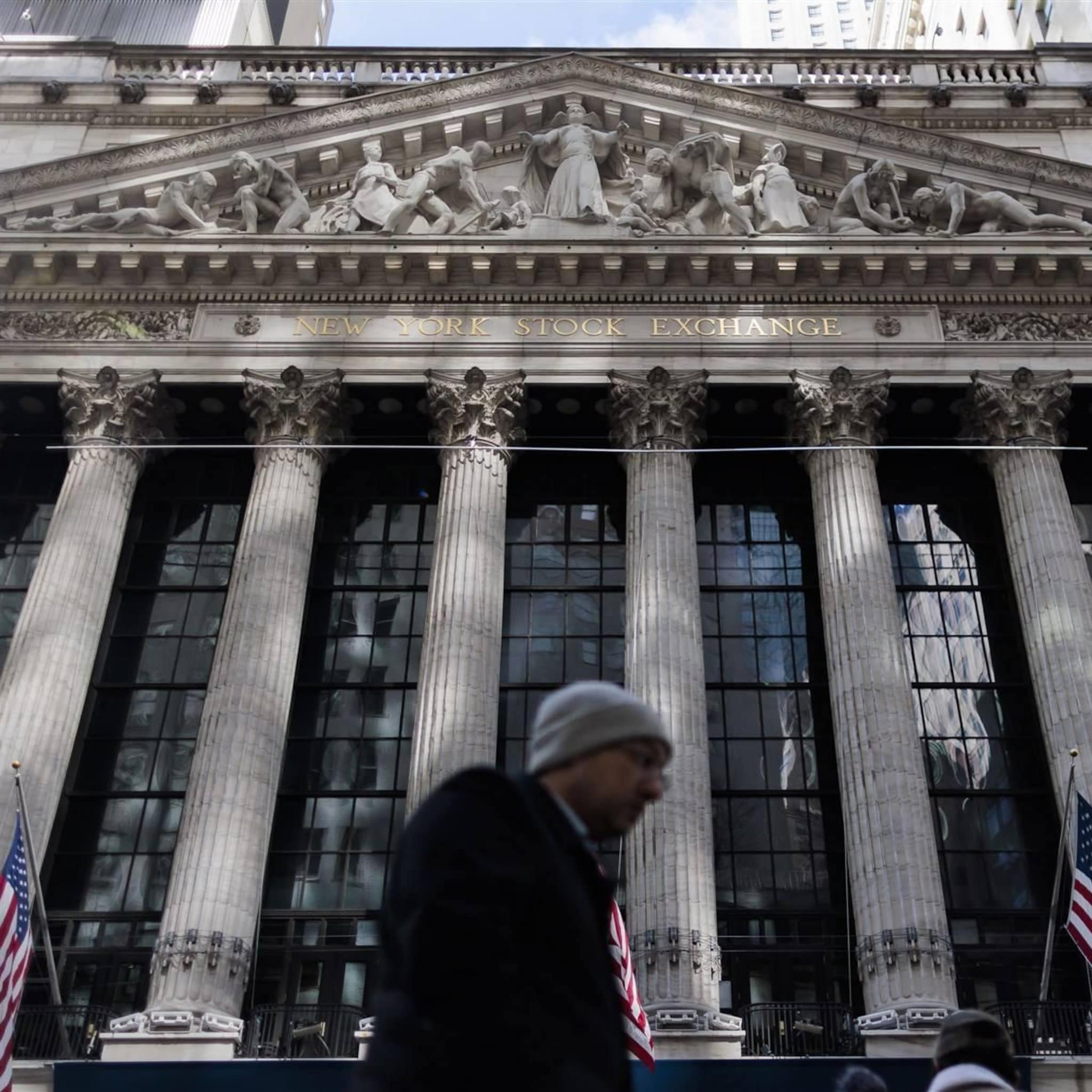 tesla stijgt op wall street ondanks terugroepactie in china